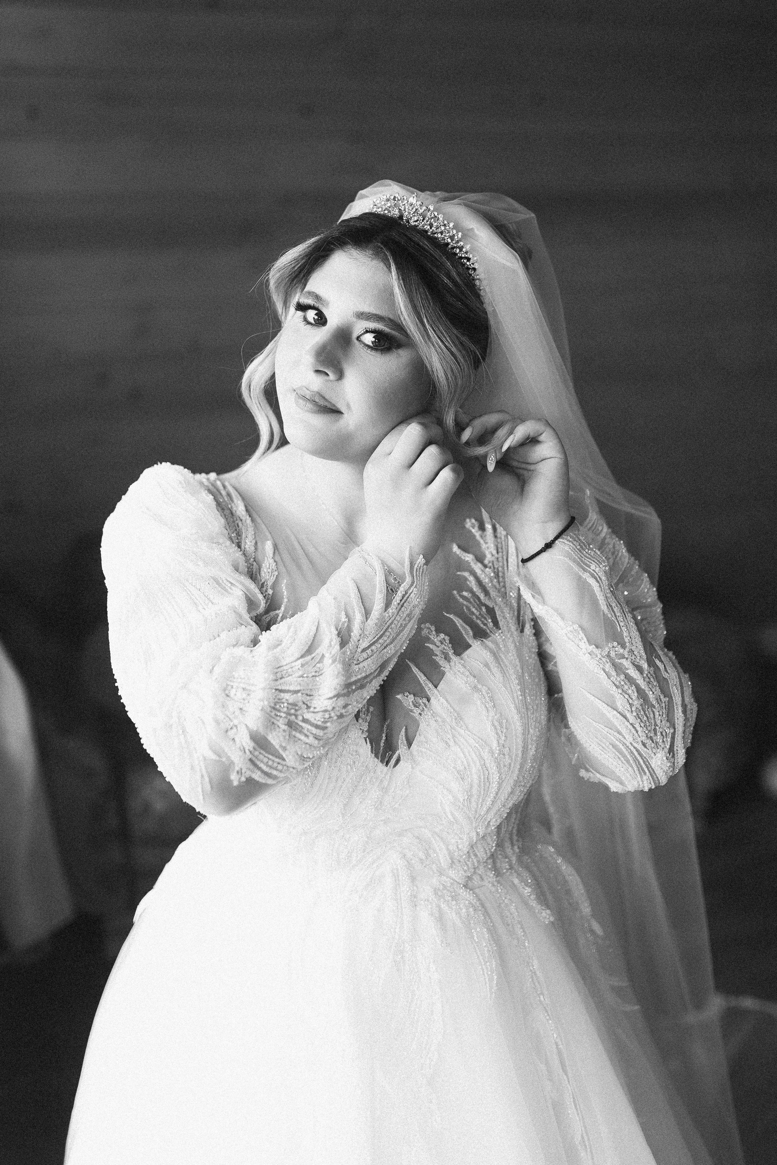 Oana & Andrei. Vlad Aconstantinesei Photographer