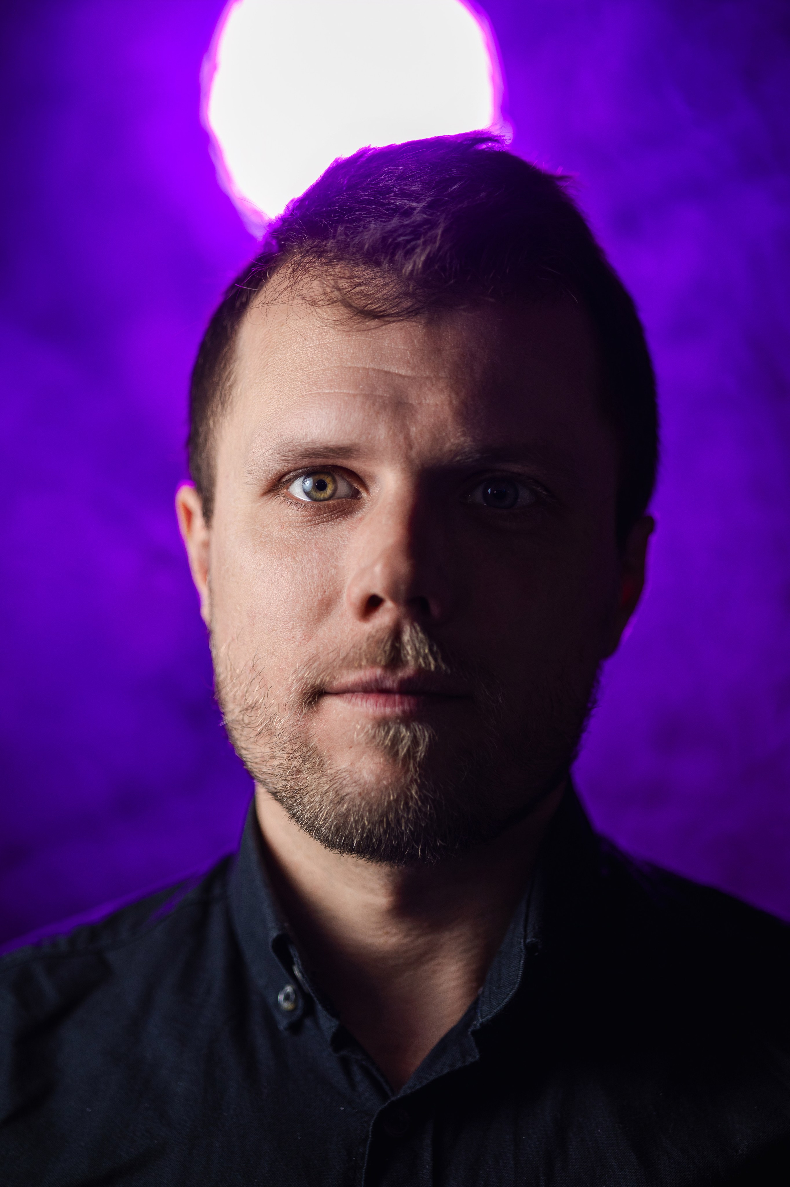 Dan Murzea. Daniel Cioc - Fotograf profesionist în București, specializat în evenimente, nunta, botez, corporate, portret și boudoir