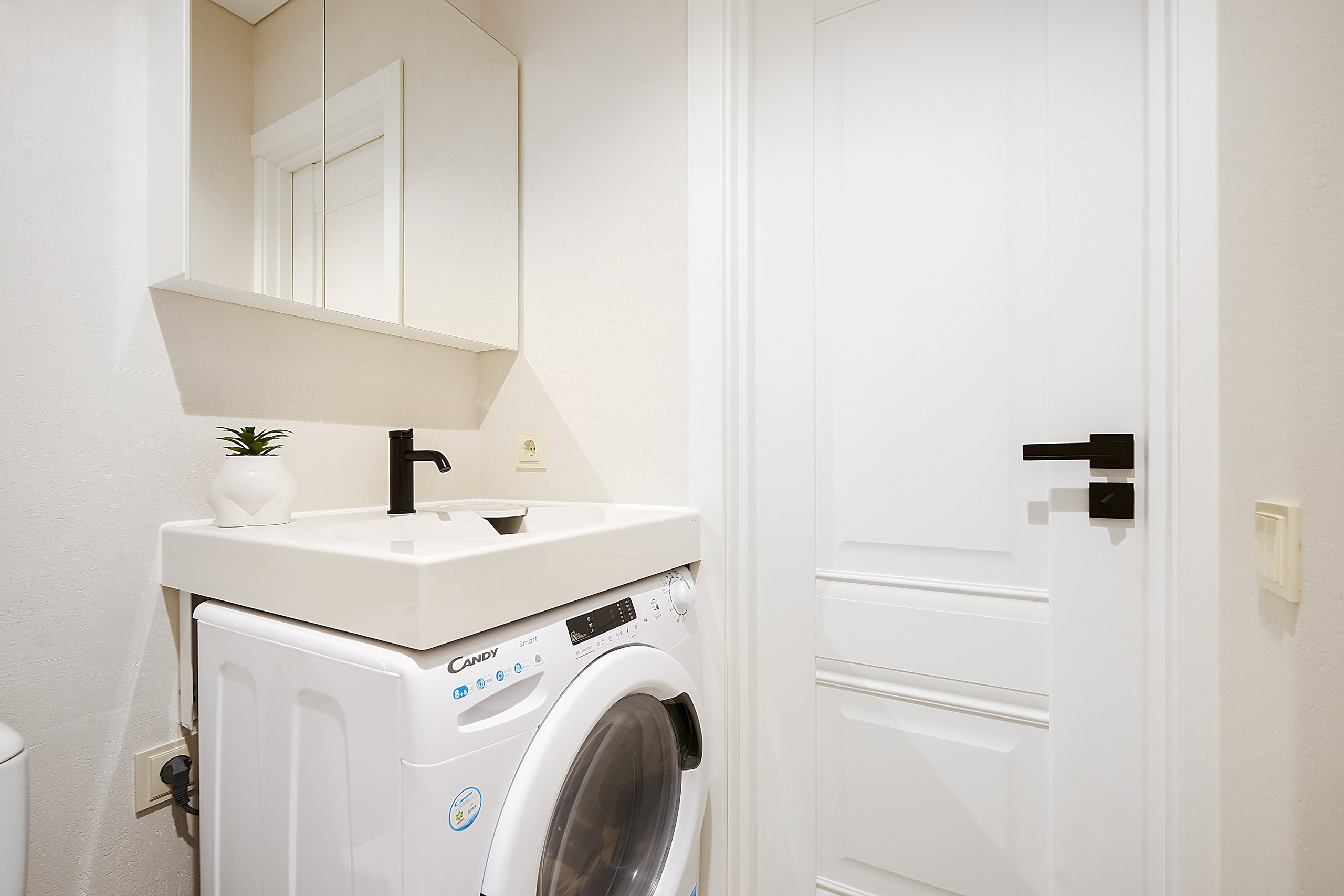 Birželio g. 9. Elina Sapiega fotografė Vilniuje