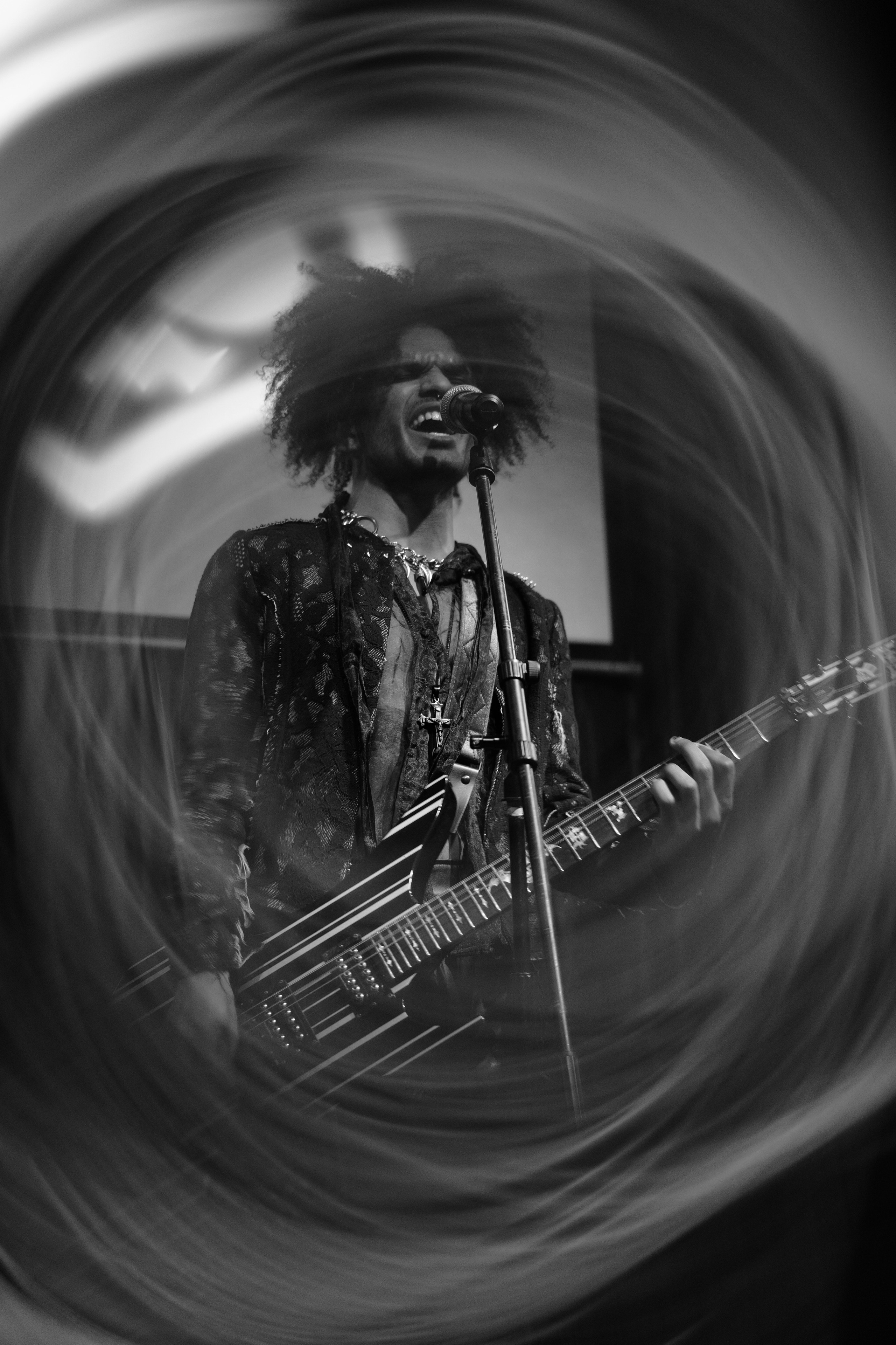 Frankie Fest 2024 (@villinsofficial, @llynksmusic, @jordanfiction). Photographer New York / Los Angeles