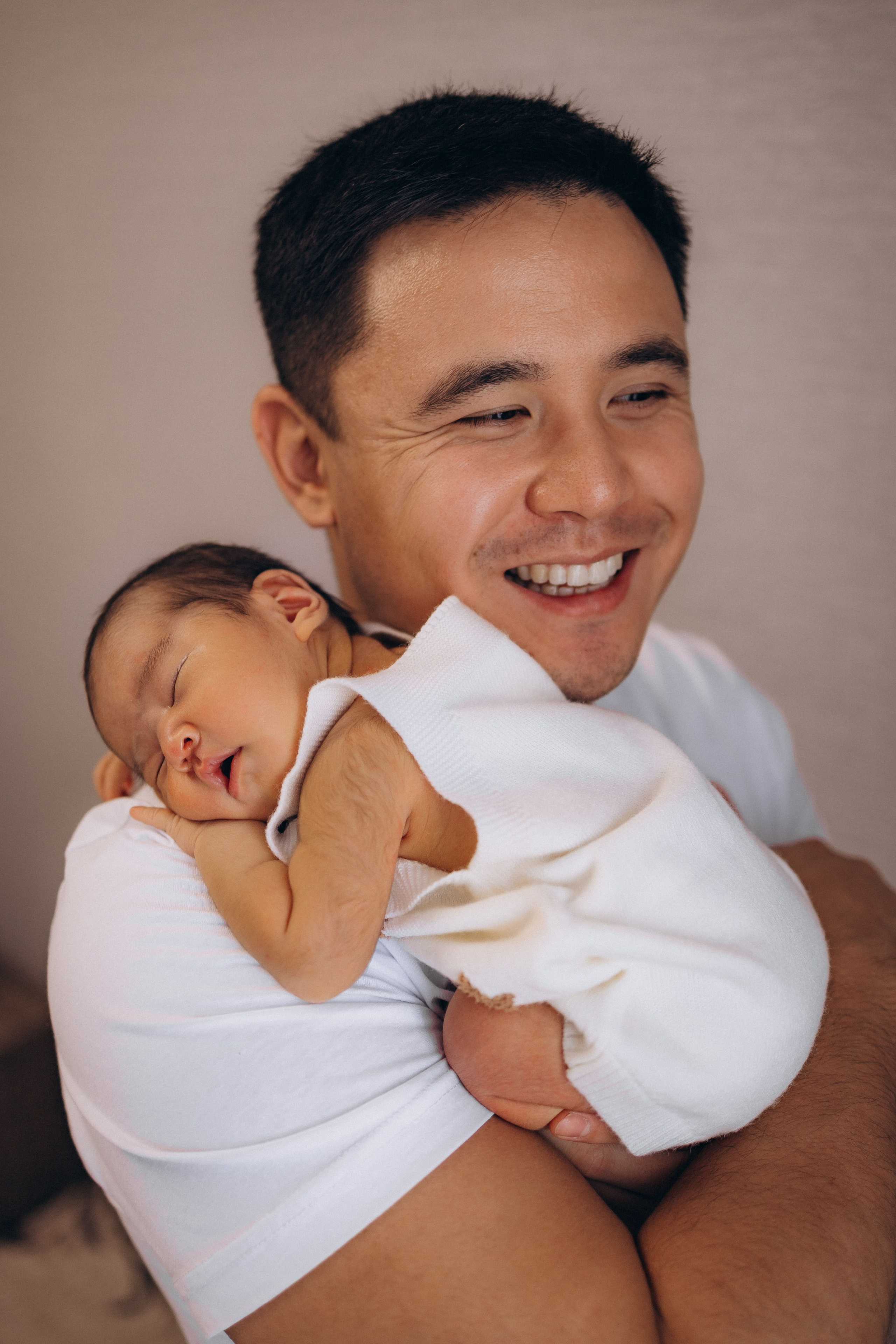 So loved. Birth, Family, Newborn photographer in Dubai| Eliza Baitikova