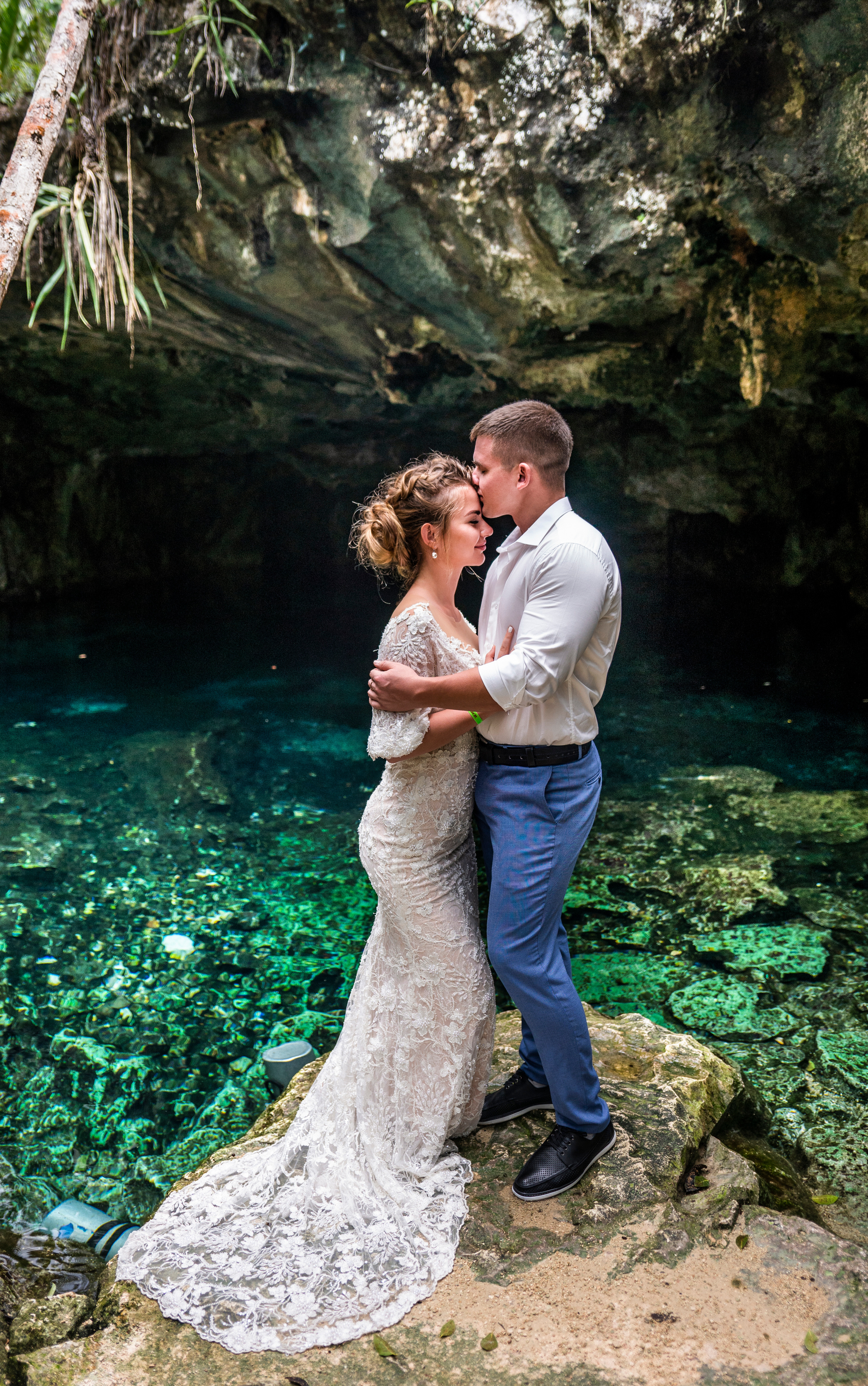 Emotional first look in an enchanted water cave