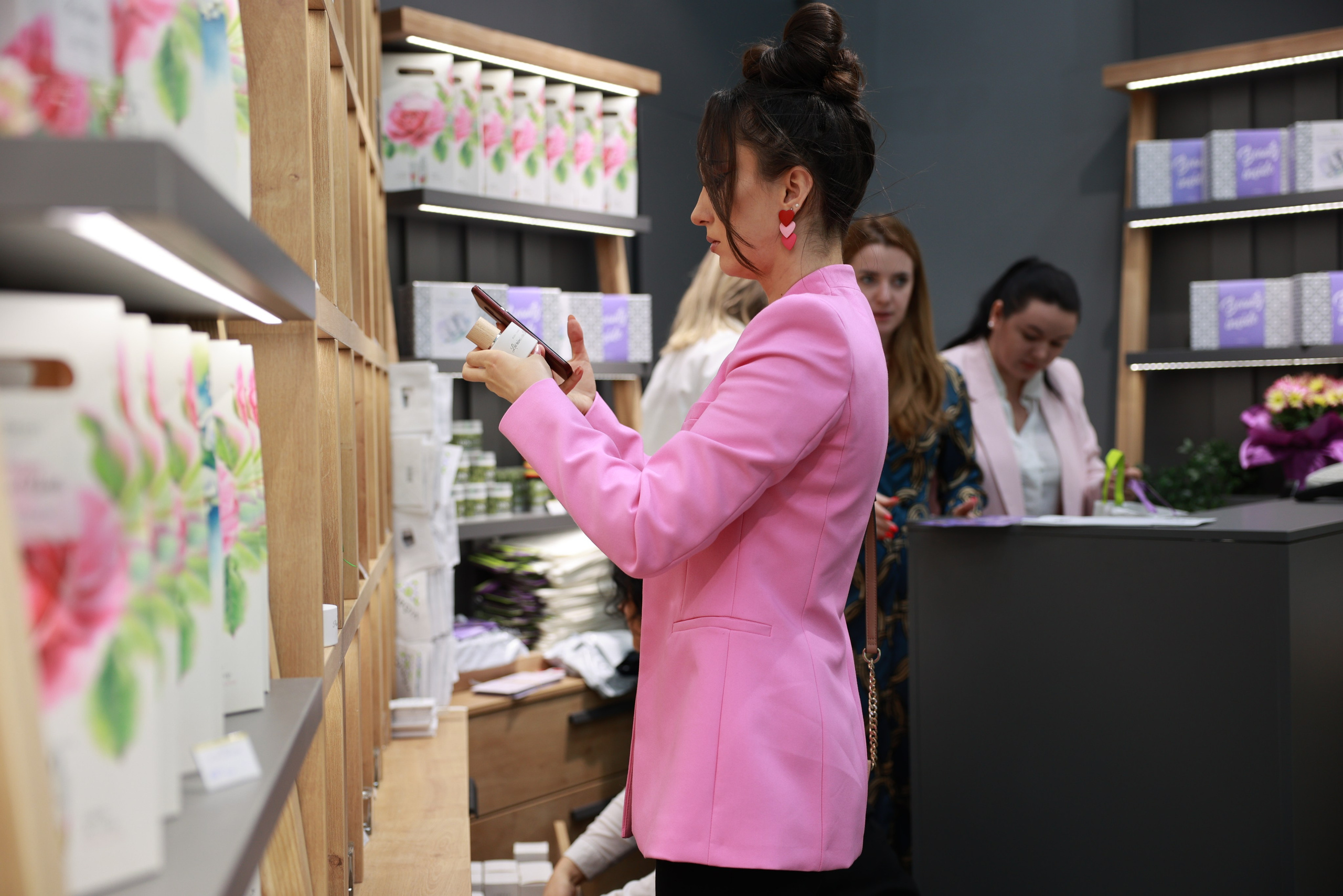 Fotografii deschidere magazin Viorica. MDimaFotoStudio. Fotograf de nuntă, evenimente private și de familie