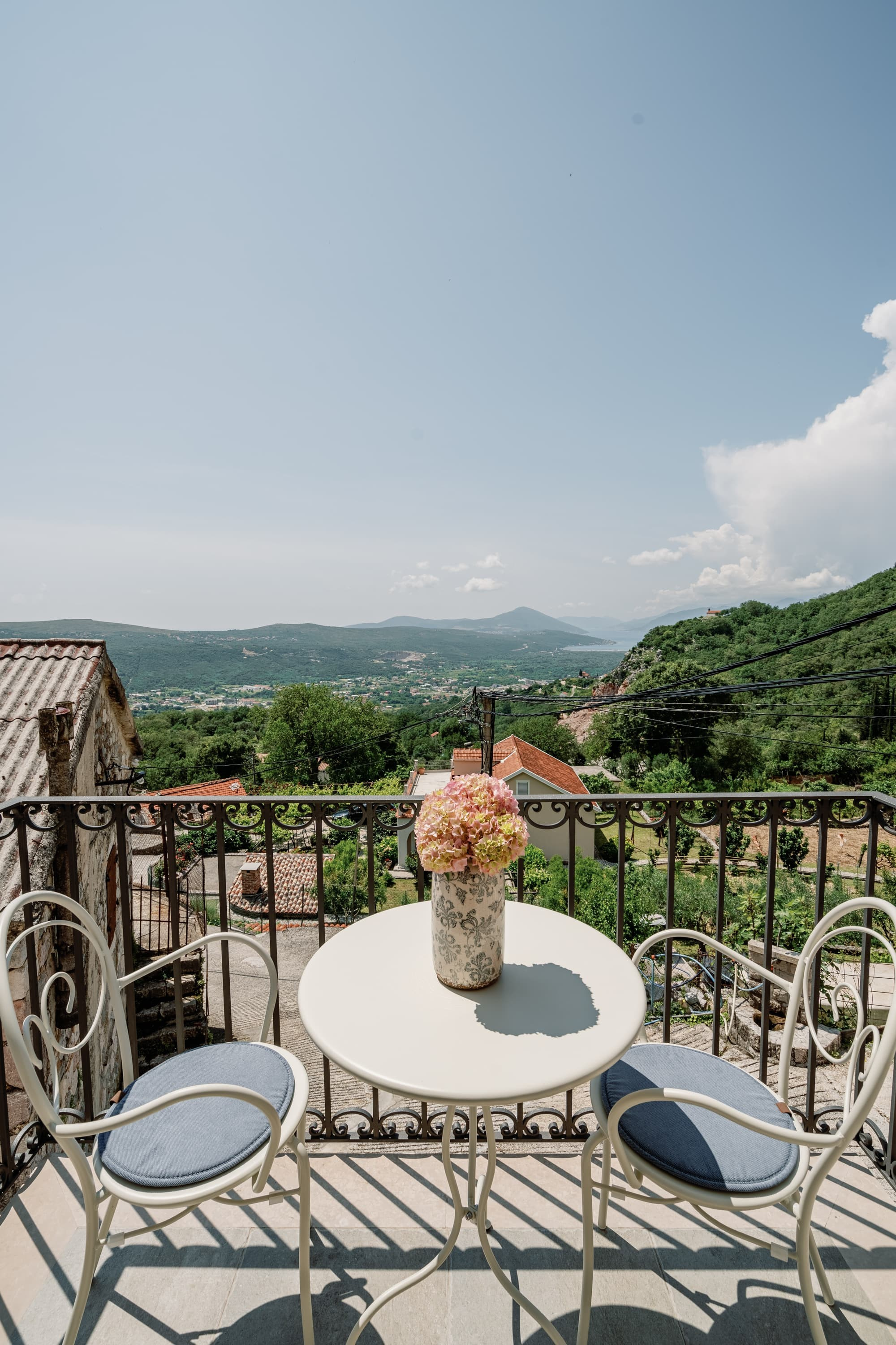 Real Estate Photography. Montenegro. EVAN ARISTOV WEDDING PHOTOGRAPHY — Seattle Wedding Photographer