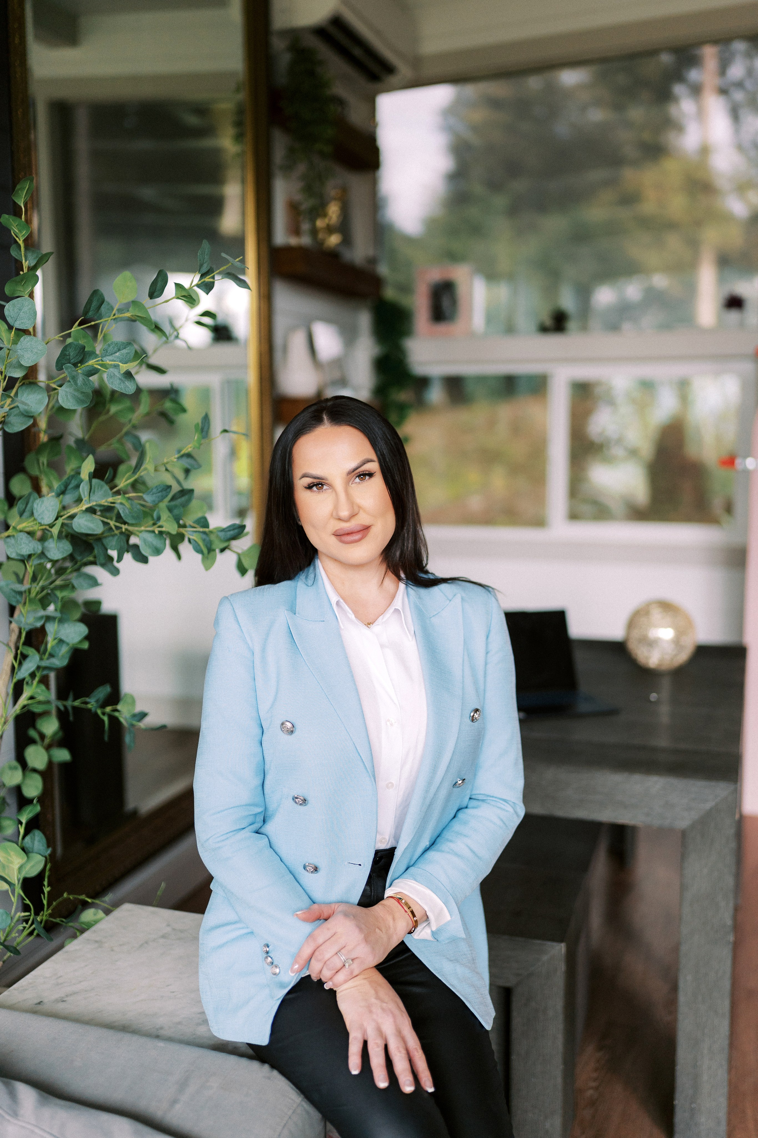 Business portrait. EVAN ARISTOV WEDDING PHOTOGRAPHY — Seattle Wedding Photographer