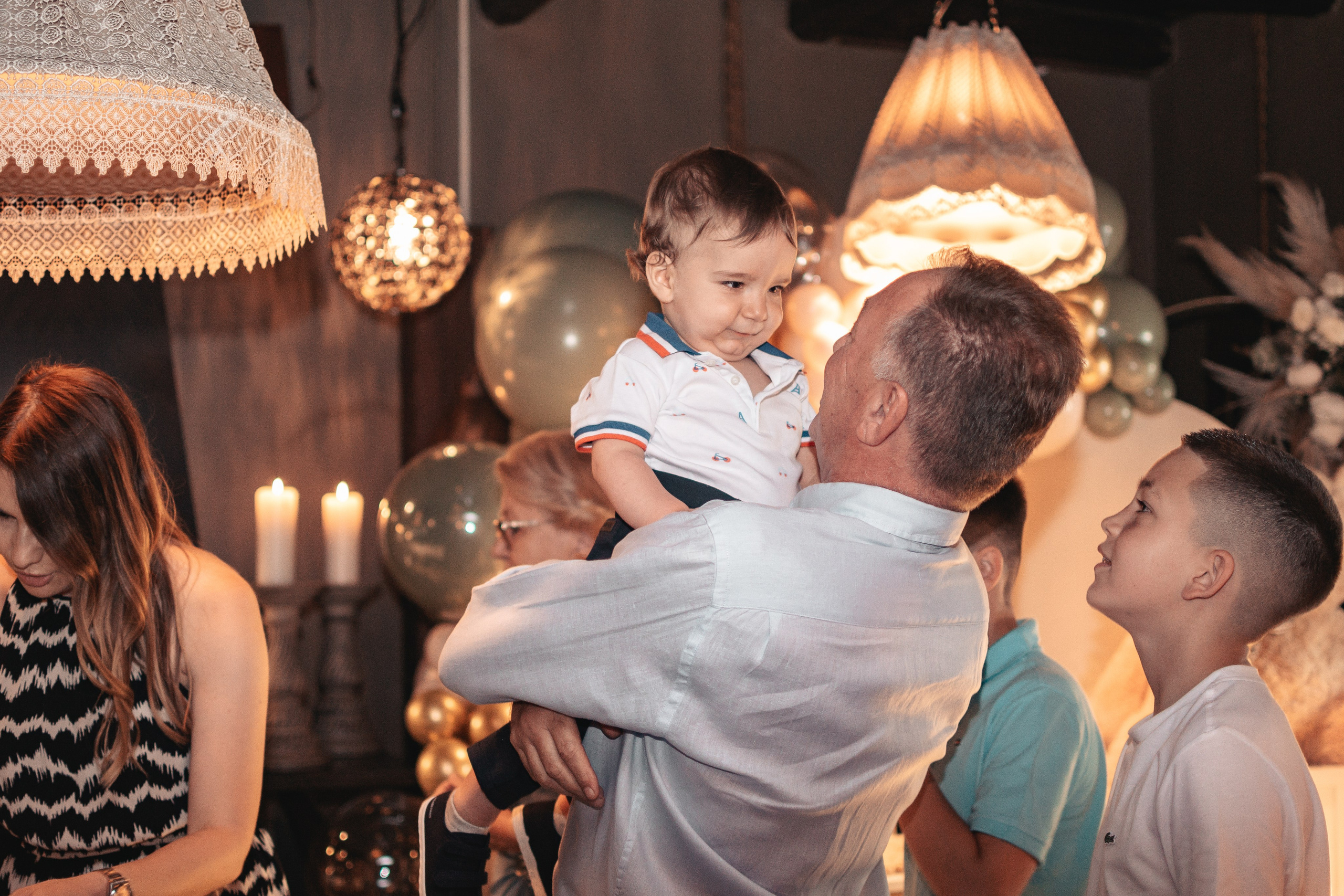 Lazar, krštenje i rođendan. BambinaaPhotography