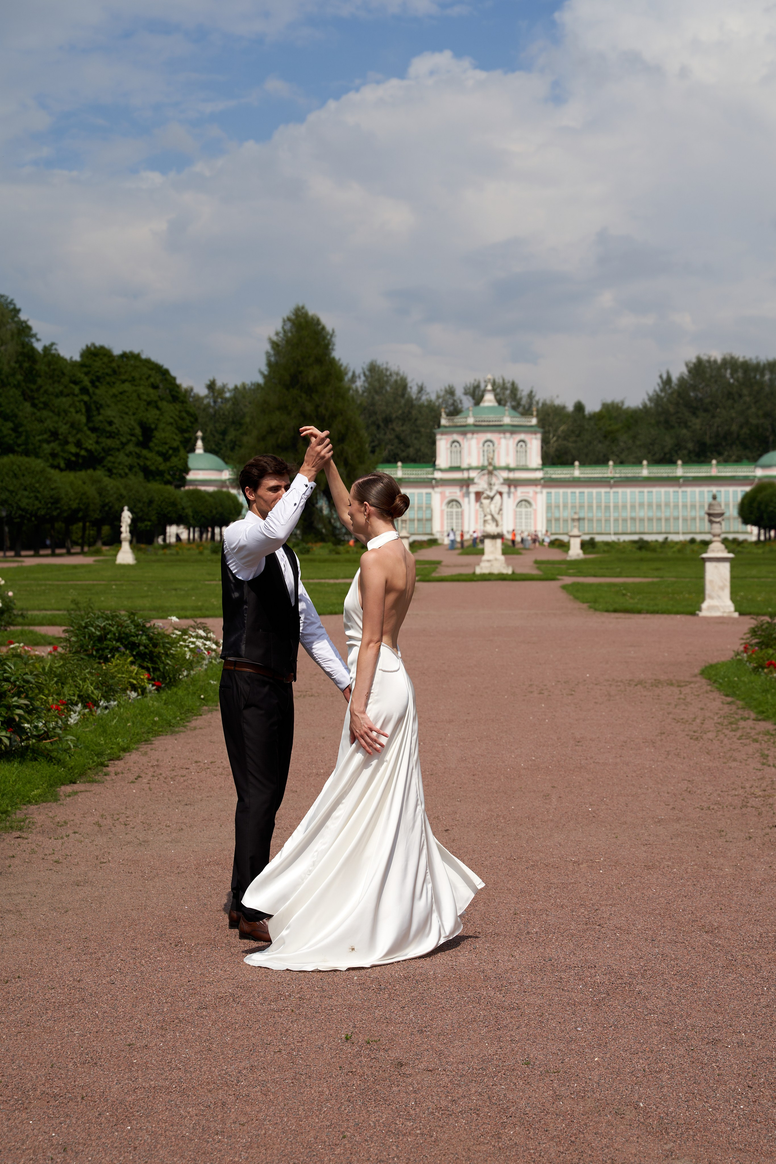 Lilia & Roman. Elena Ruzgis — Editorial Wedding & Portrait Photographer