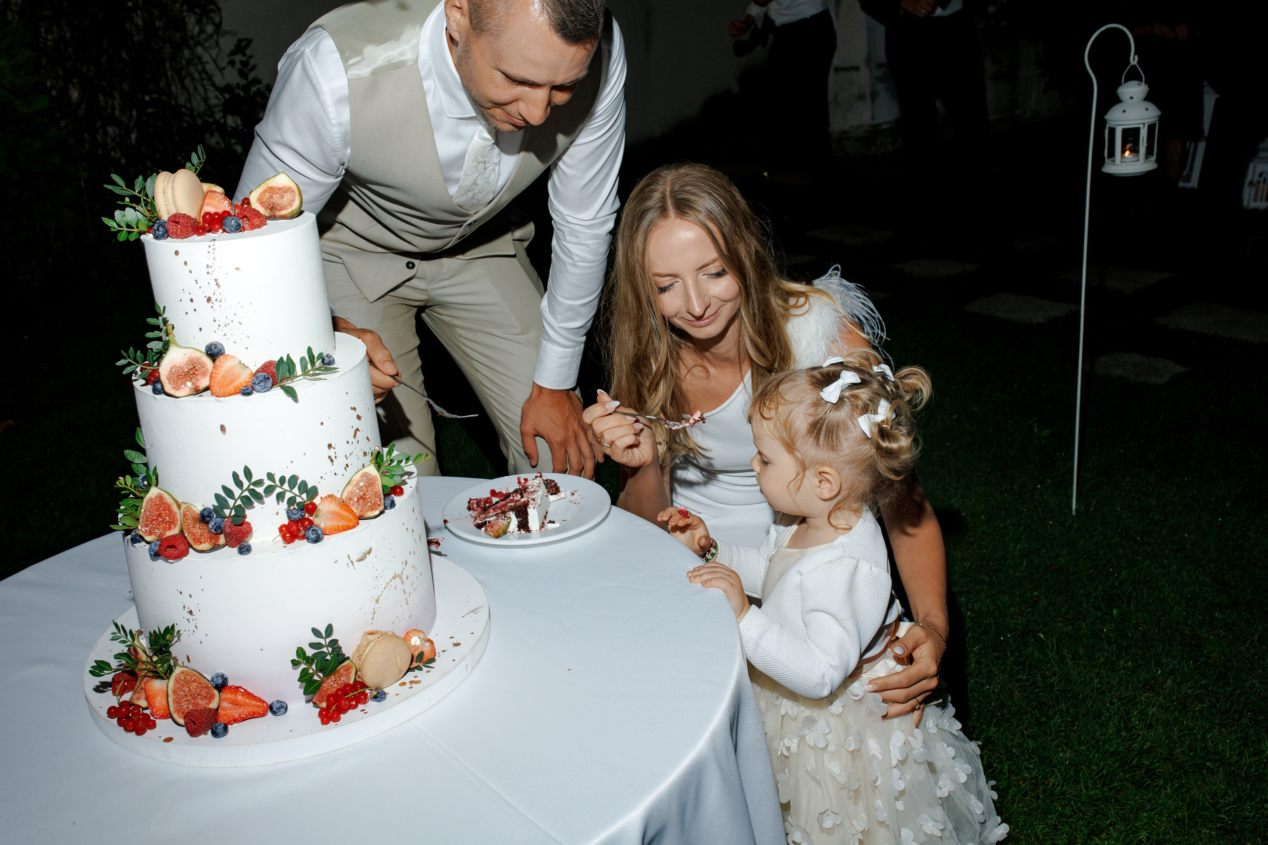 Kamila & Jorg. Dwor Sireakow. 26.07.2025. Fotograf ślubny i rodzinny w Krakowie Yana Klymova