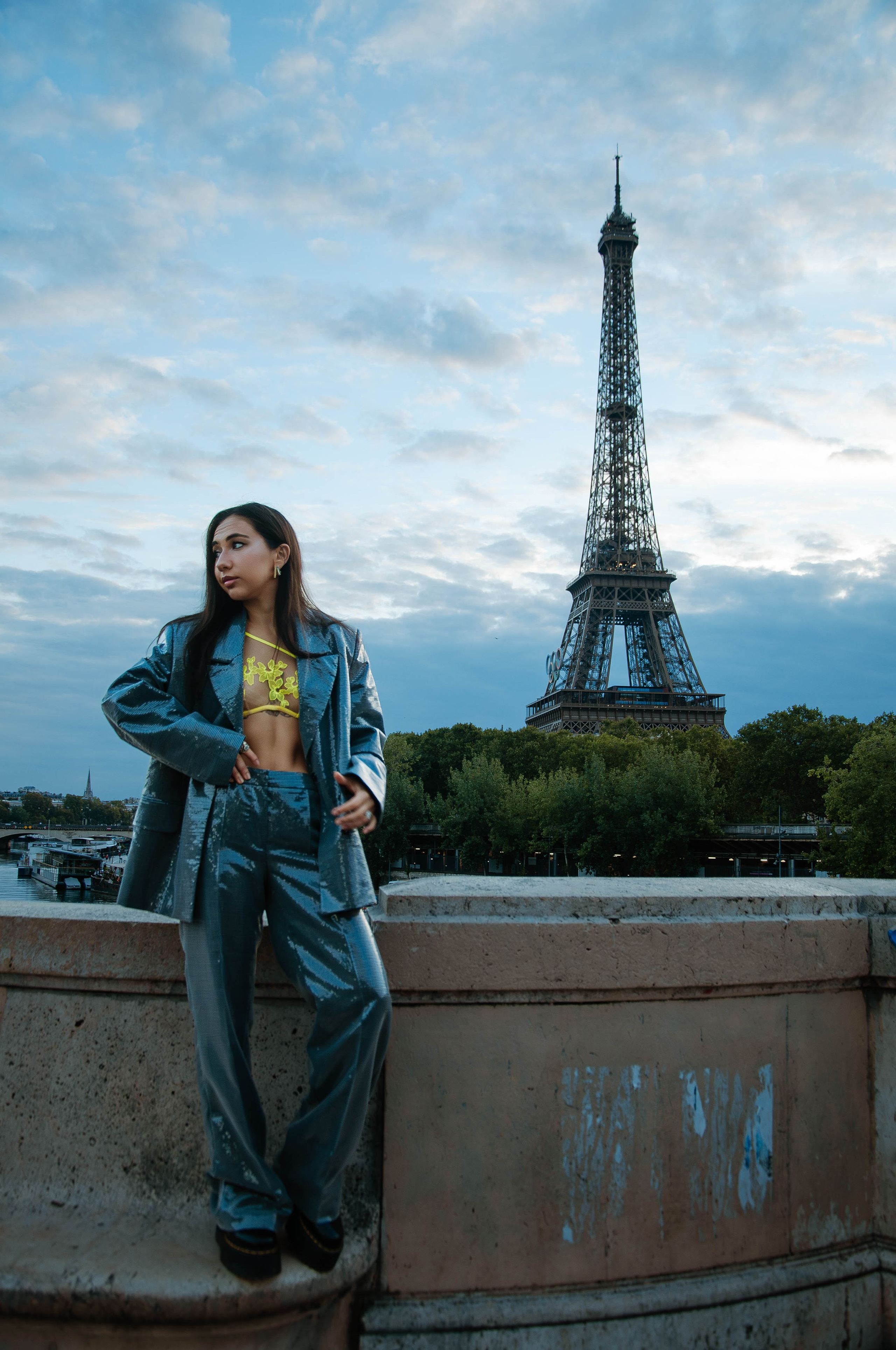 Осенняя фотосессия у Эйфелевой башни. Фотограф в Париже Полина Осипова