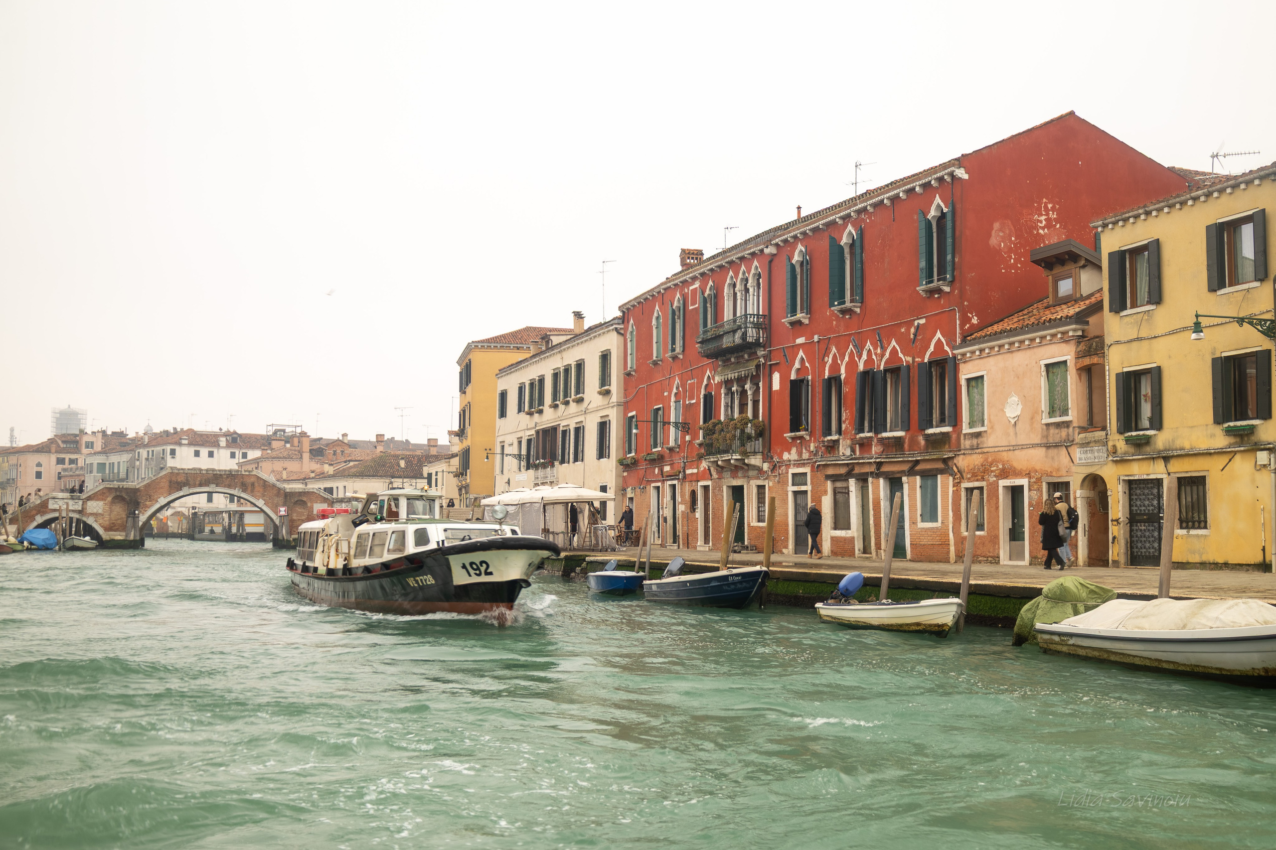 Veneția. Fotograf. Lucrez cu oameni, produse și spații. Portret și fotografie creativă. Bacău, România. Lidia Savinoiu