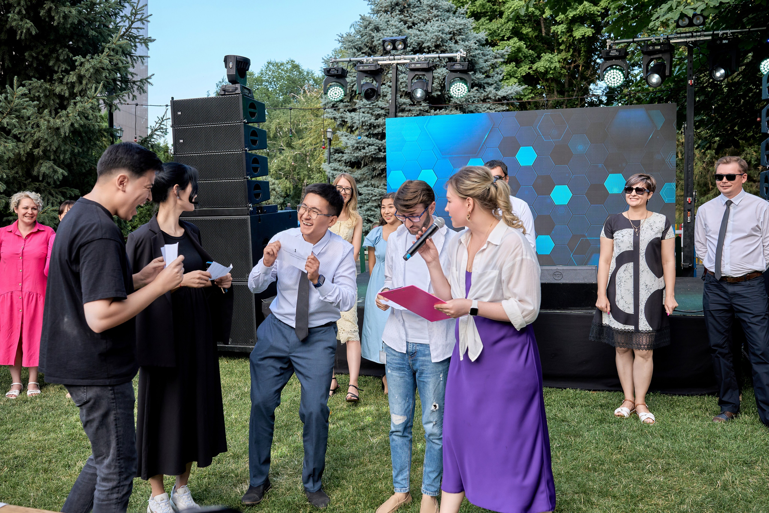 Корпоративы, праздничные события. Фотограф Вотинов Николай