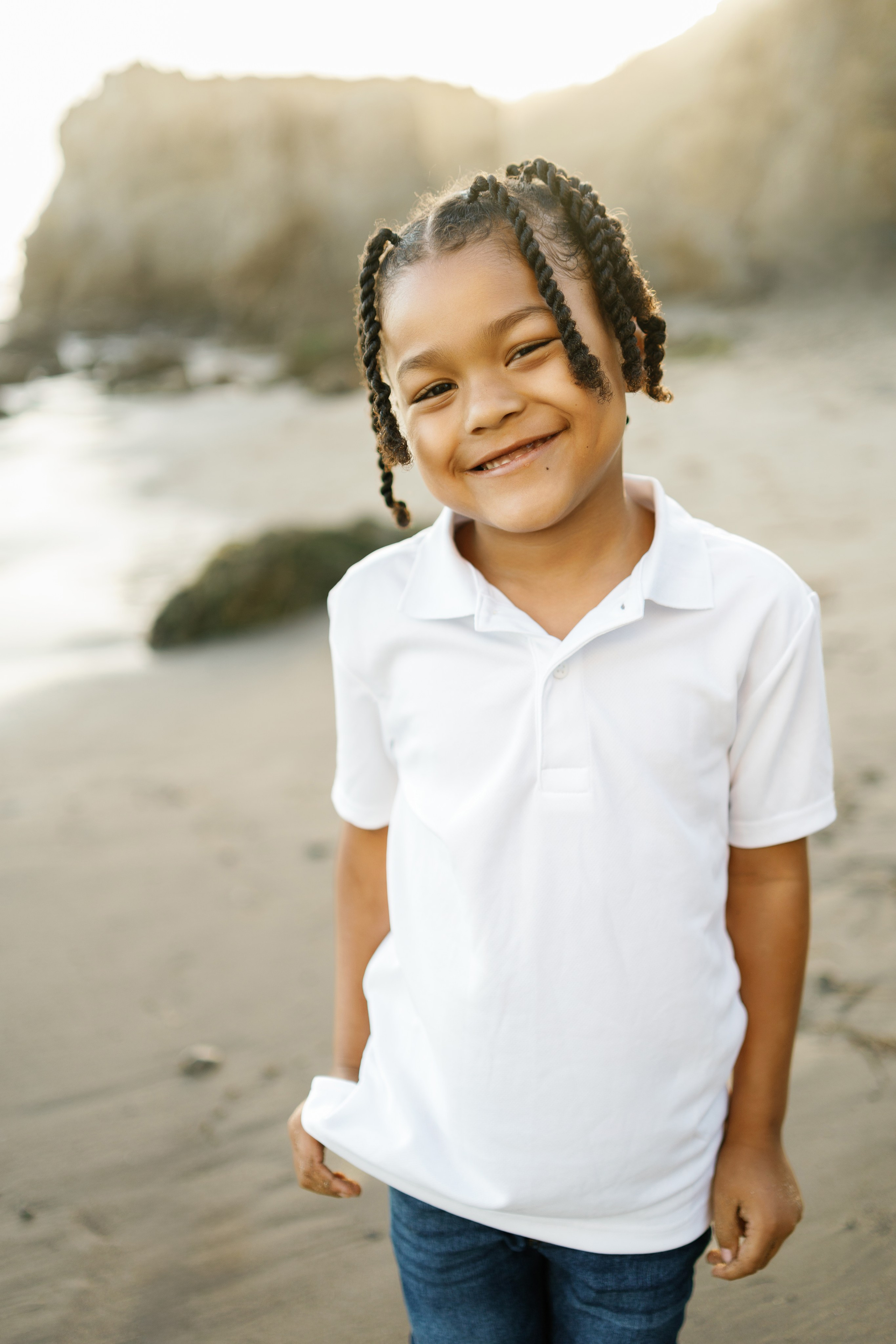 El Matador Beach Maternity Session. Wedding Photography & Videography Team in California, Los Angeles, San Francisco, San Diego and Travel