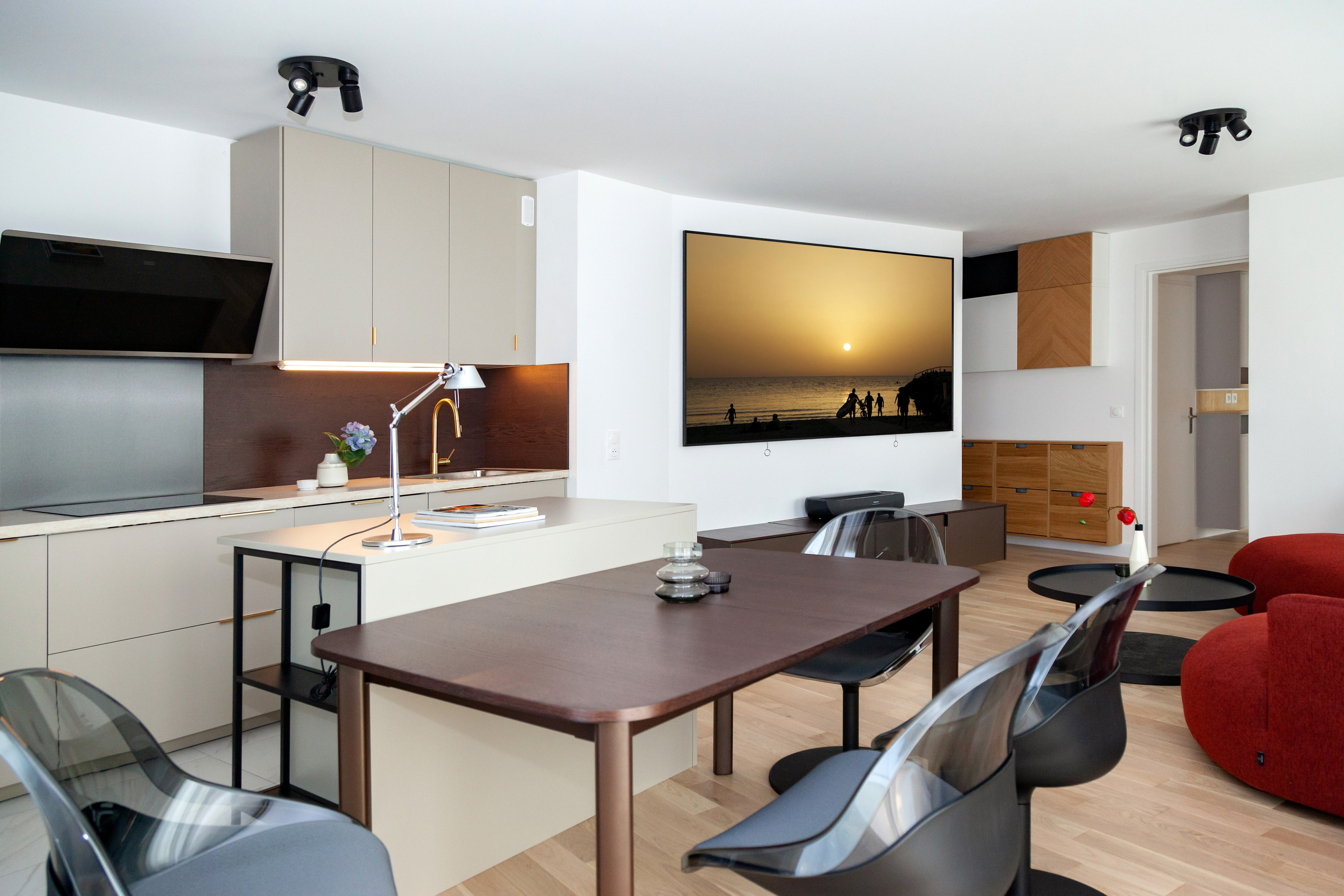 Real estate. Wedding, event and family photographer in Paris, Emilian Olaru