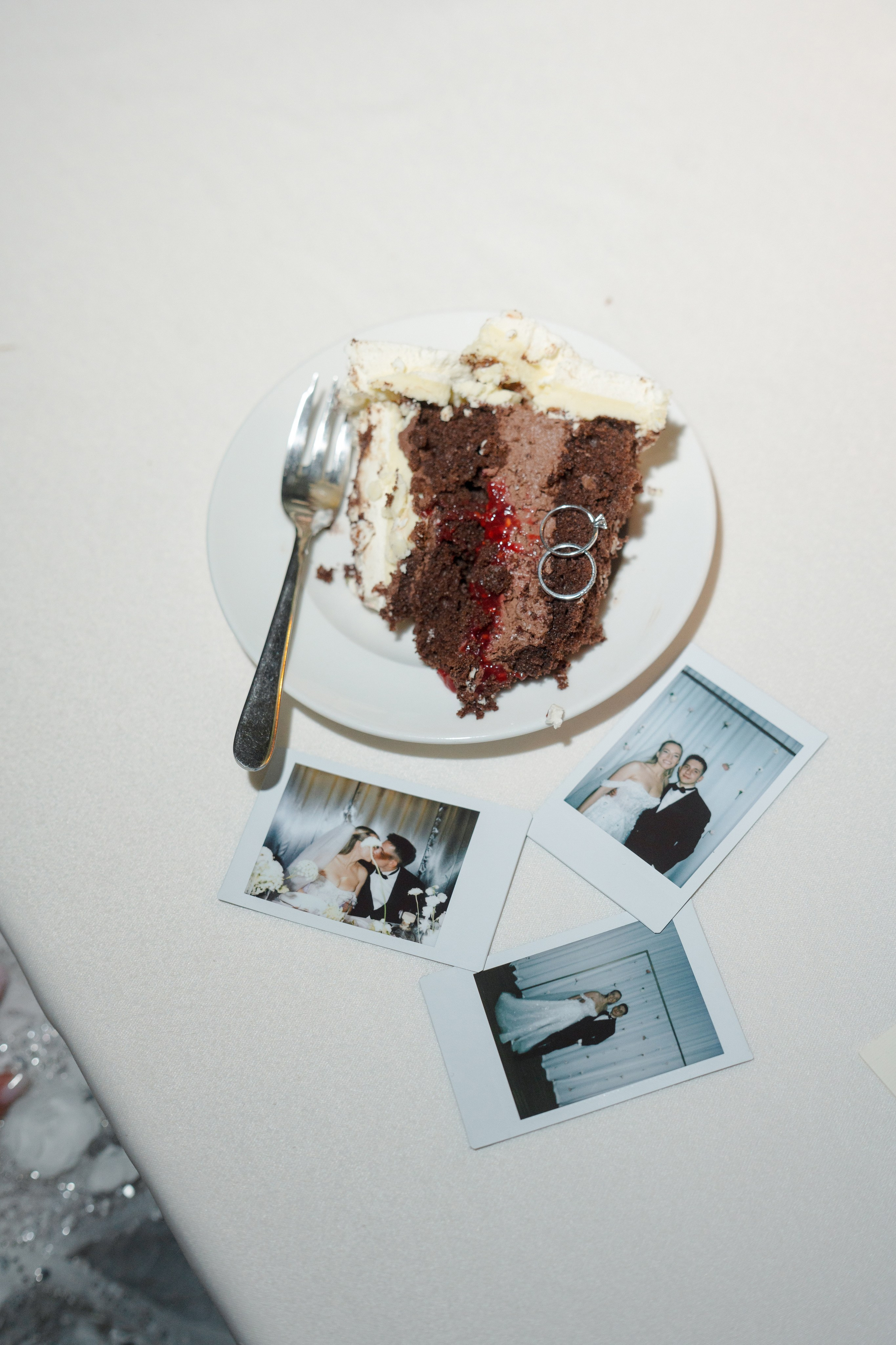 RAW Studio | Luxury Wedding Photography at Ratměřice Castle. Raw Studio: Capturing Elegant weddings accross Europe