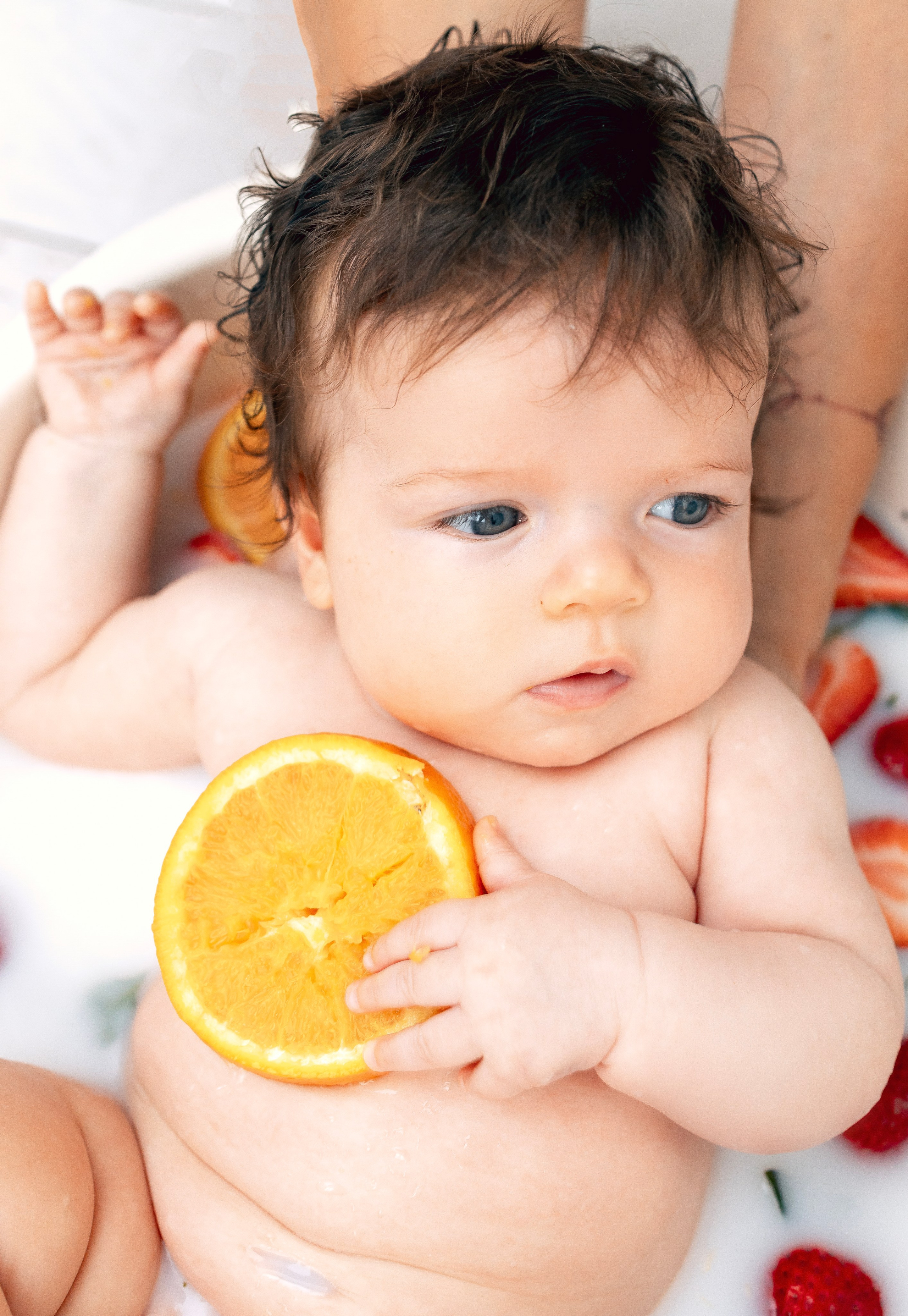 Milk bath. Anaeliseevaphoto.com