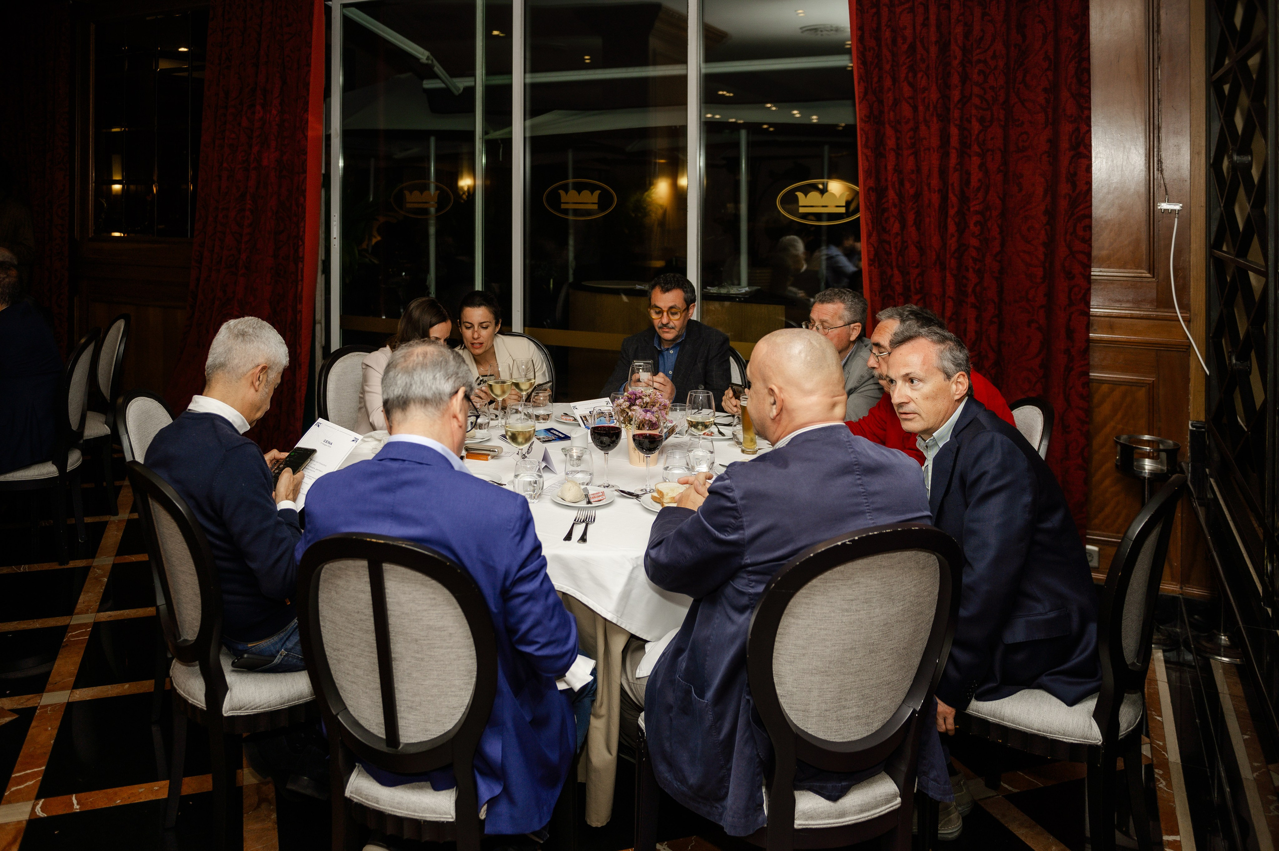 Corporate party at the restaurant — Pharma. Ваш фотограф в Лиссабоне — Анна Белова