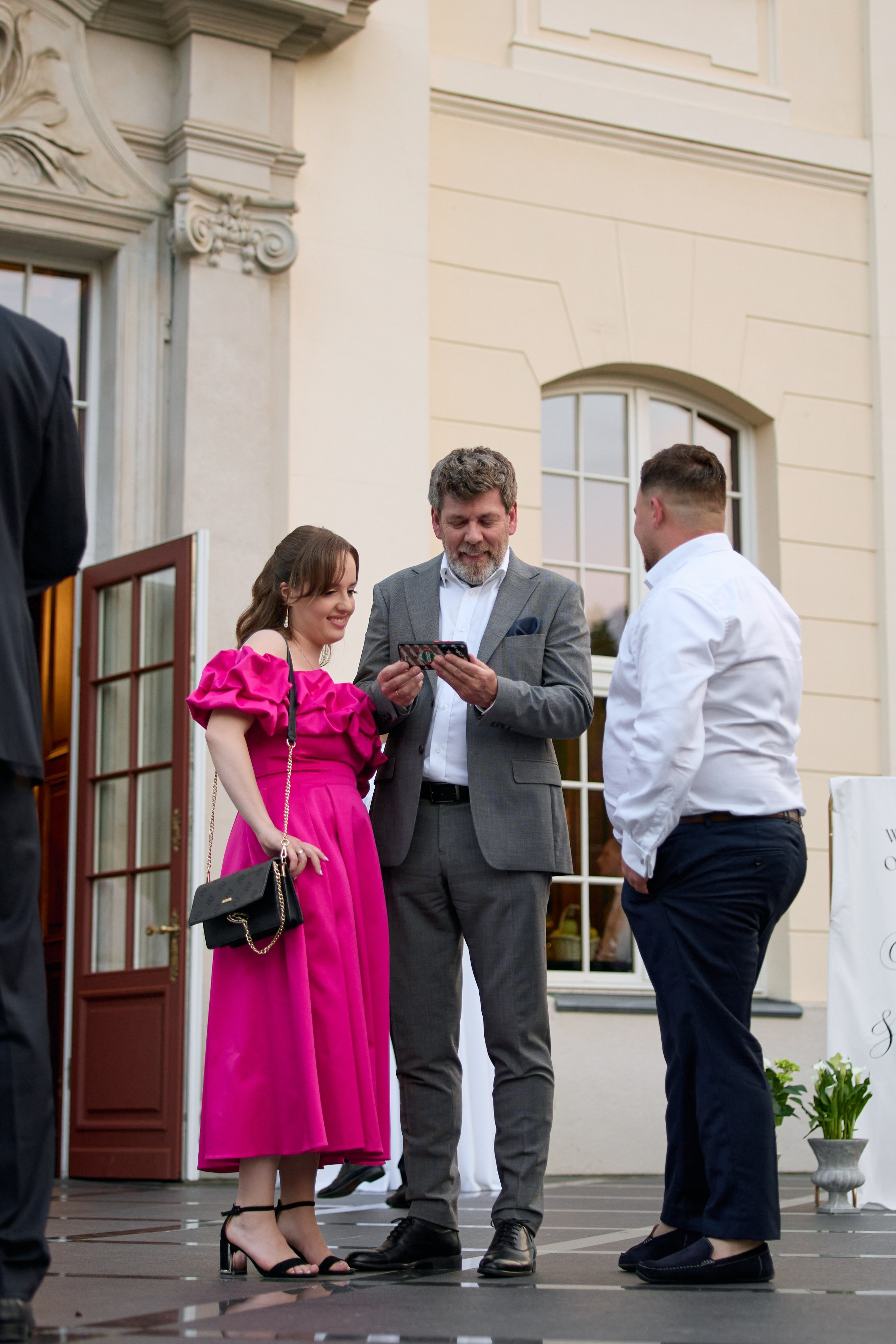 Wiktoria & Kacper. Pałac Goetz. Fotograf ślubny i rodzinny w Krakowie Yana Klymova
