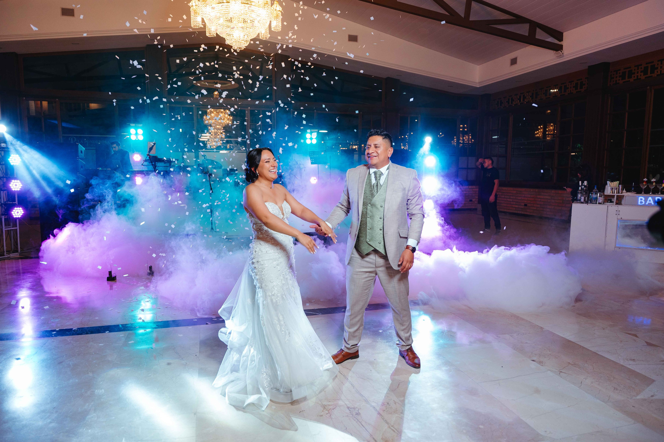 Karol y Jairon. Fotógrafo de bodas en Loja Ecuador | Piero Alvarez PH