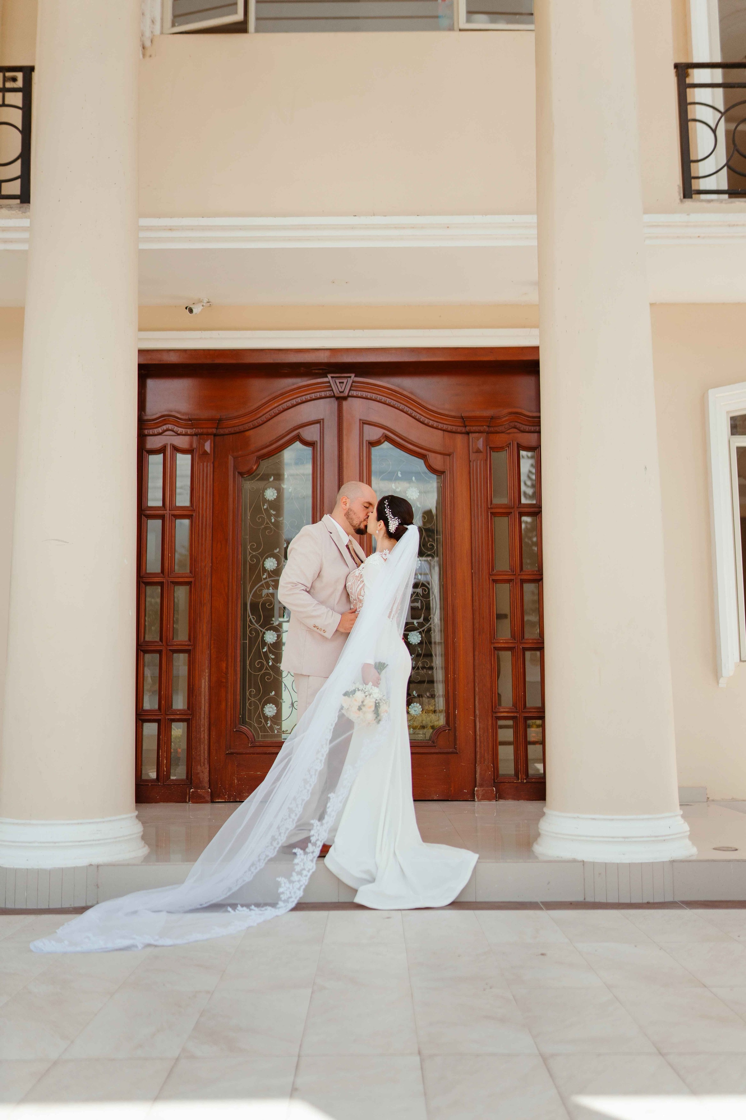 Karina y Daniel. Fotógrafo de bodas en Loja Ecuador | Piero Alvarez PH