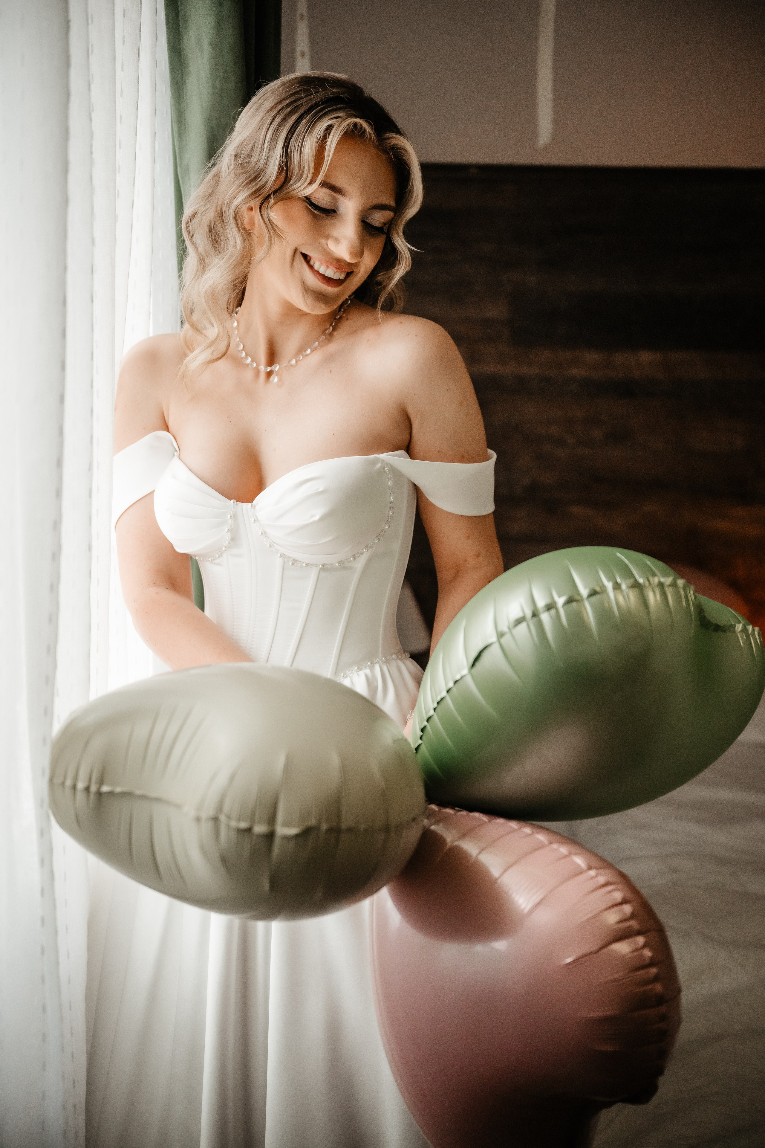 🤎 G a b r i e l a & C o s t i n - Wedding Day Preview. Wedding & Family Photographer