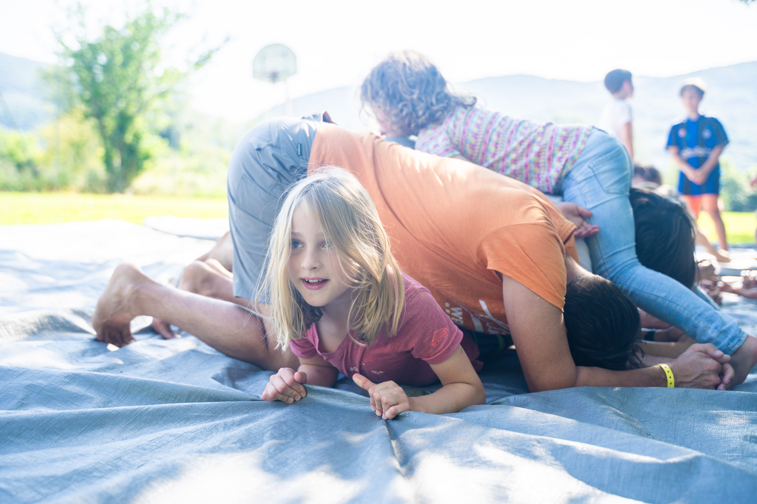 Детская игровая контактная импровизация. Семейные лагеря в Европе с Ниной Янечковой и Ириной Зиновьевой