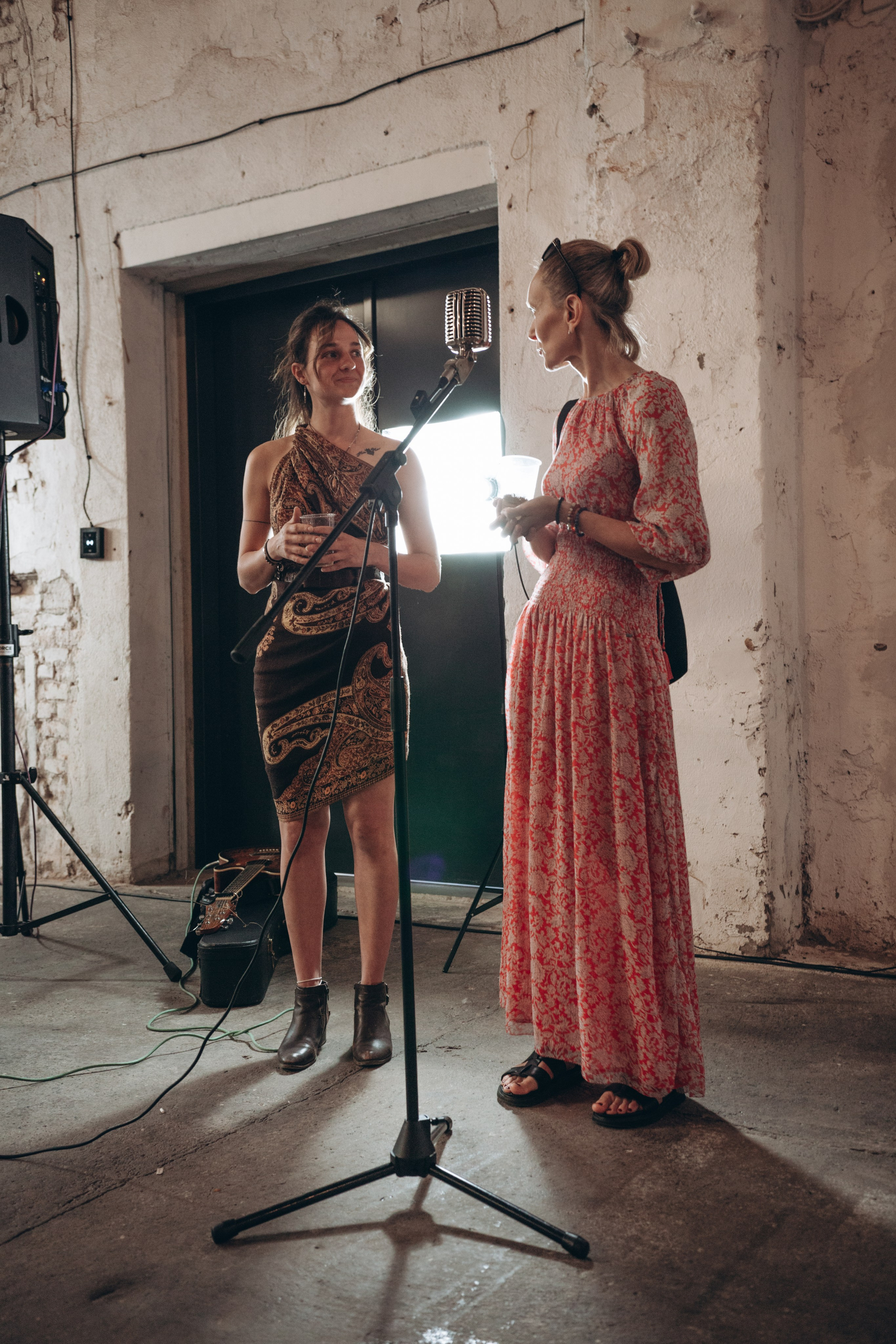 VERNISÁŽ. Dana Lišková — Empatická fotografka | Introspektivní umělkyně | Neurodivergentní koučka| Zakladatelka Artepy.cz