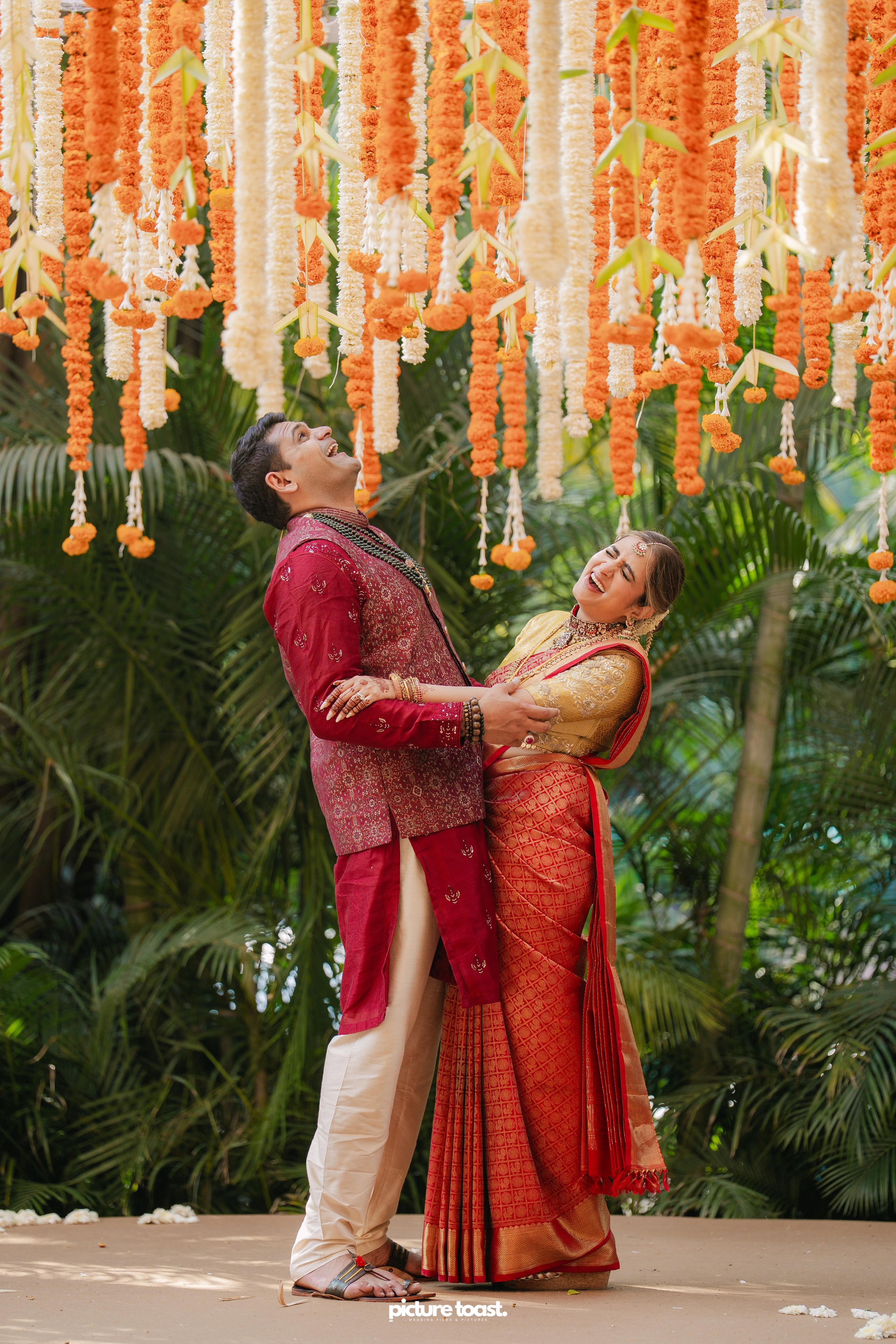South Indian Wedding Ft. Aashna & Rajiv. Fine art Wedding Photographers in India & Canada