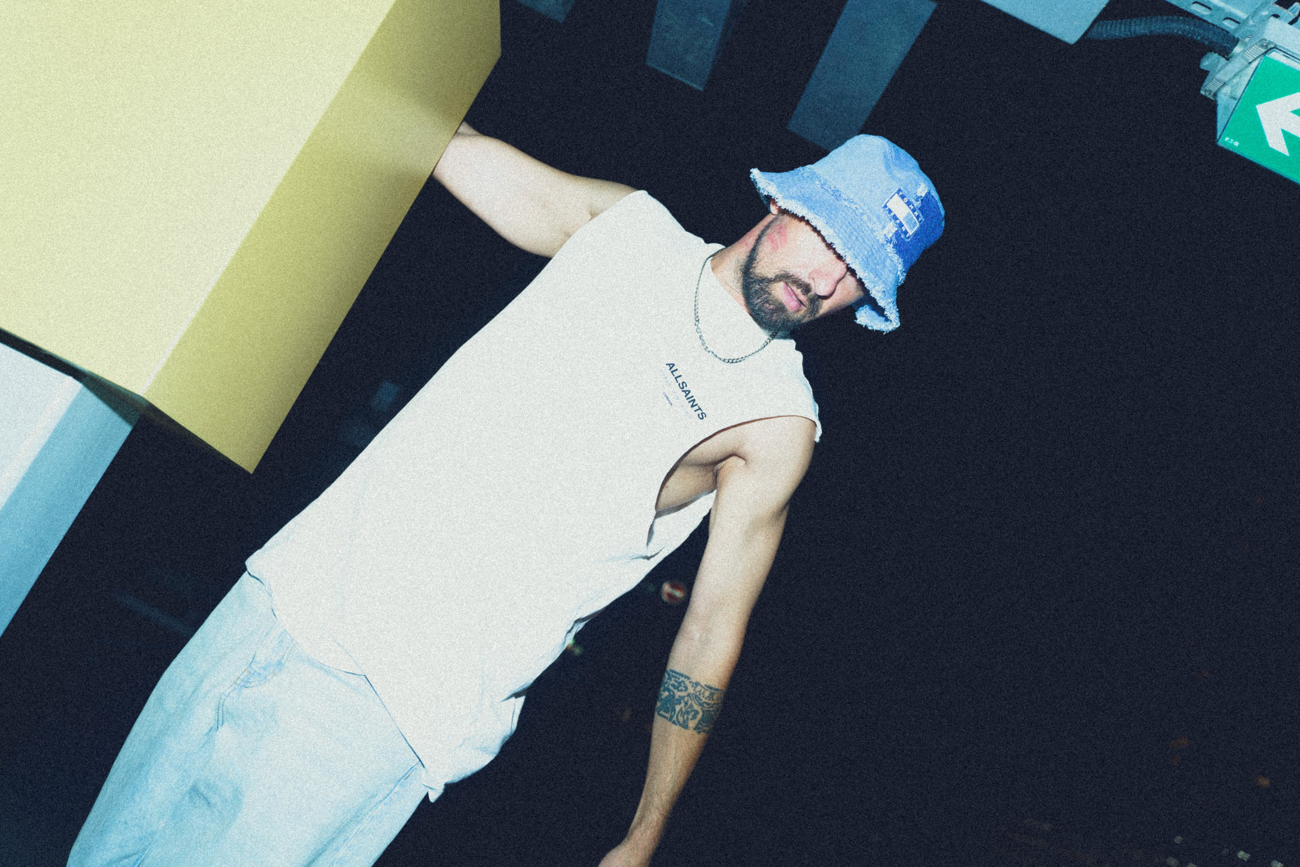 Men. Smm / photographer Dubai UAE