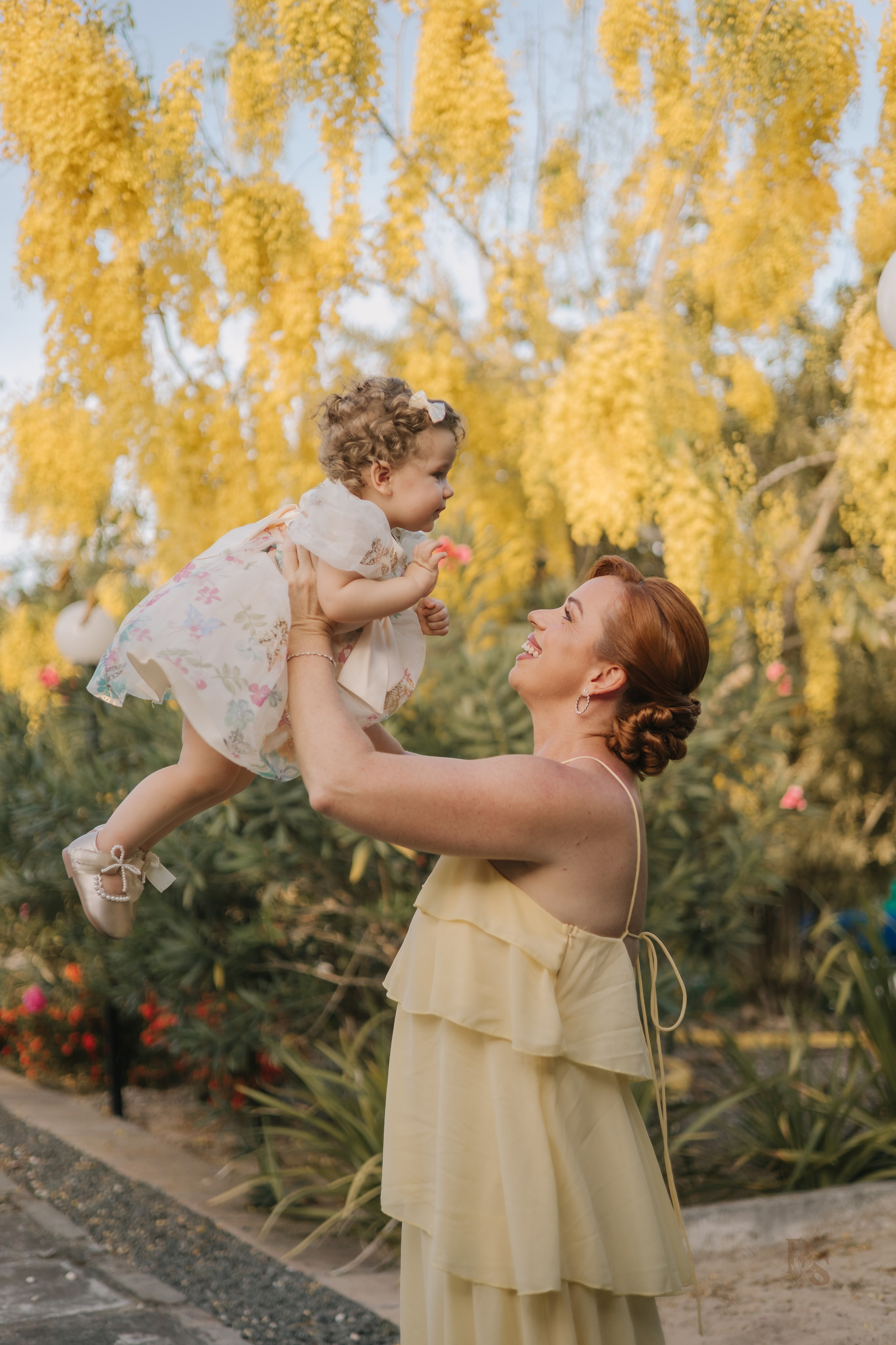 Aurora — 1 ano. Fotógrafo Richard Silvestre — Casamentos na Bahia