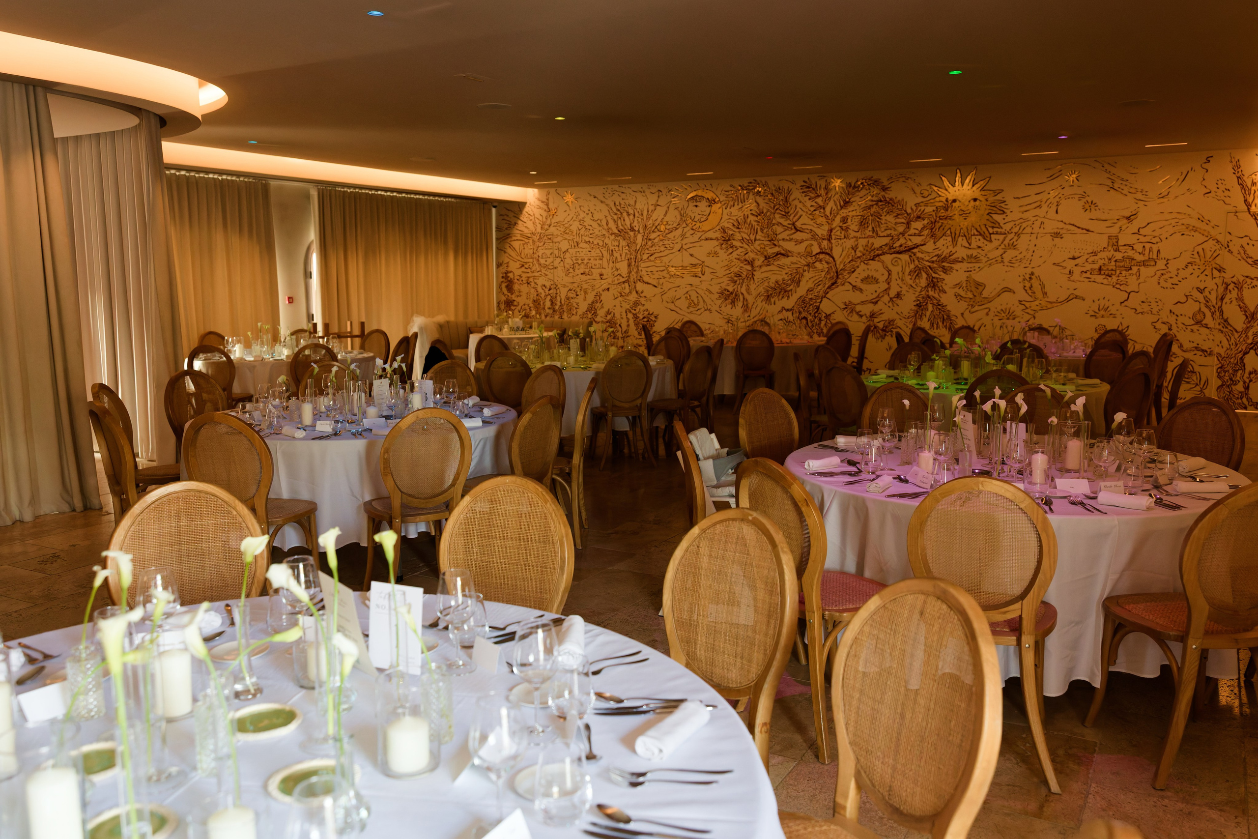 Wedding at Château L’Hospitalet in Narbonne, France. Destination Wedding Photographer — Nikita Burtsev