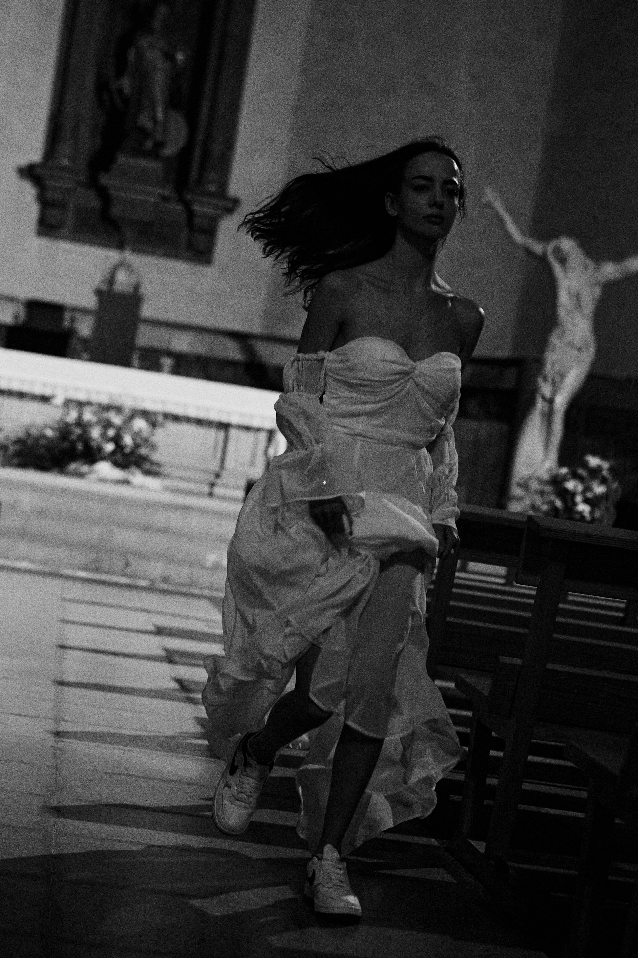 The runaway bride. Photographer in Barcelona Spain Zhanna Zakharchenko
