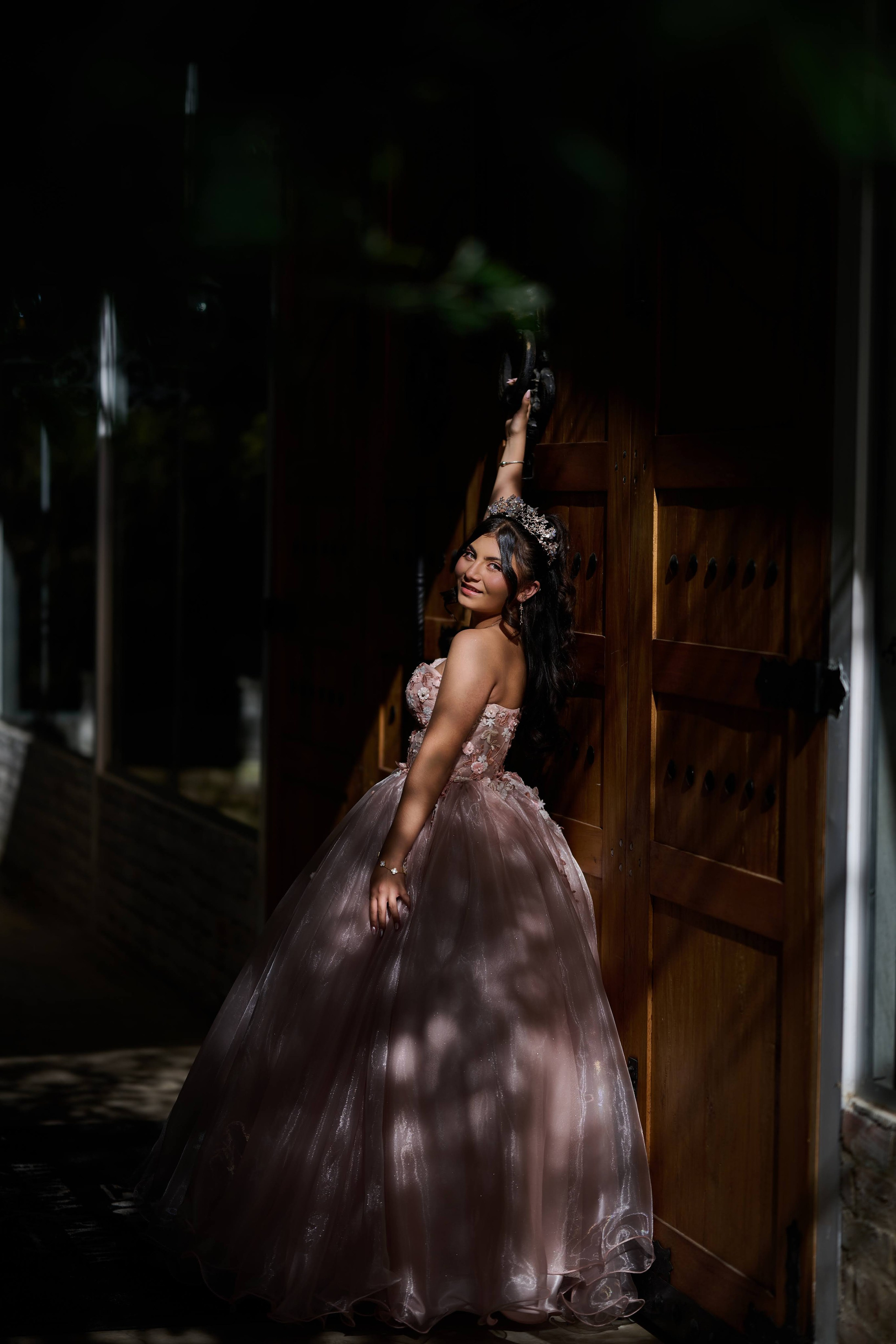 Mis 15 | Sesiones de Fotografía Modernas. Wedding Photography & Videography by ZZ Hendrick | Capturing Your Love Story in Colombia & USA