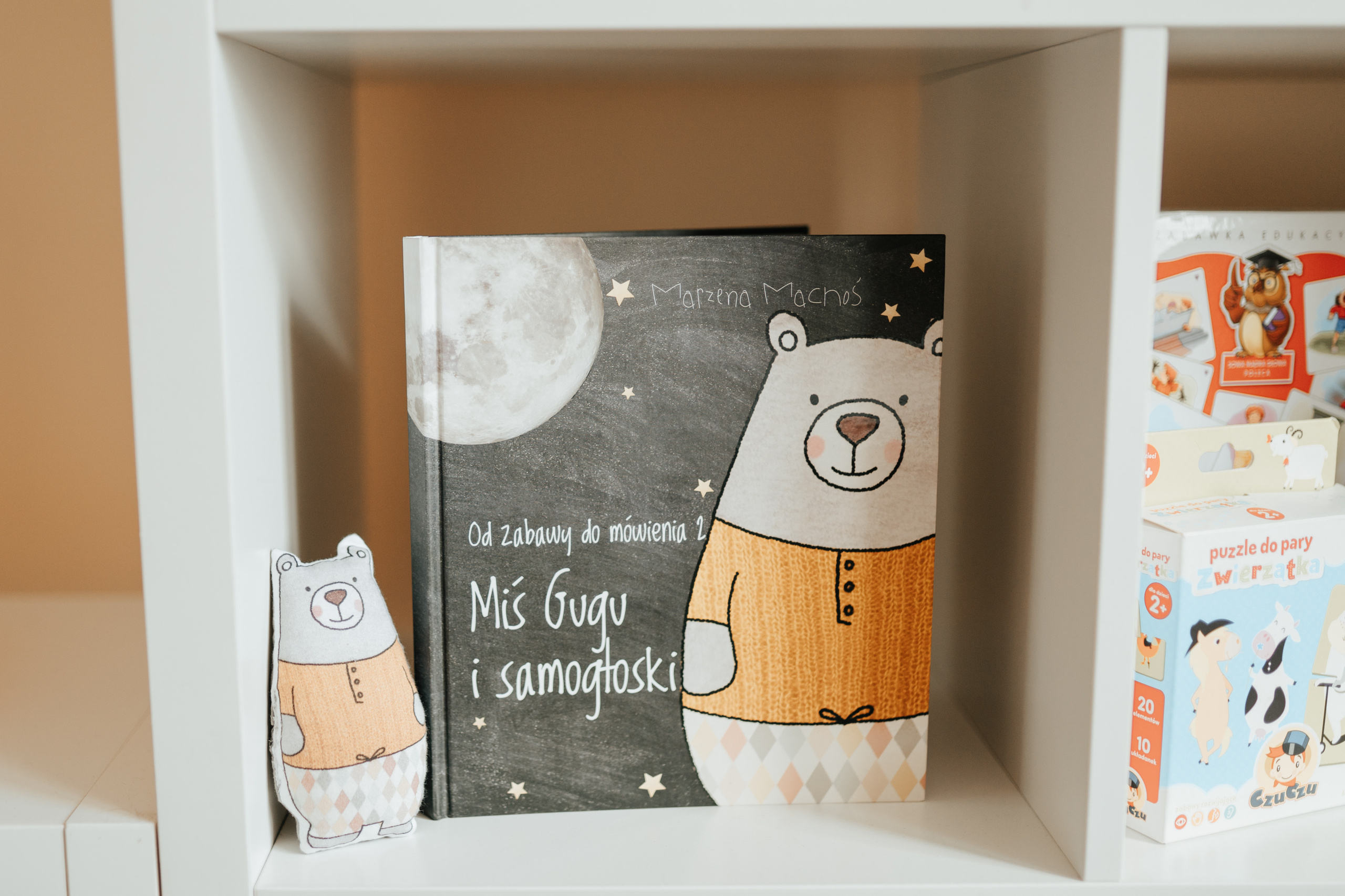 SESJA BIZNESOWA: Logopeda na dywanie. Karkowskafoto - fotografia miłości