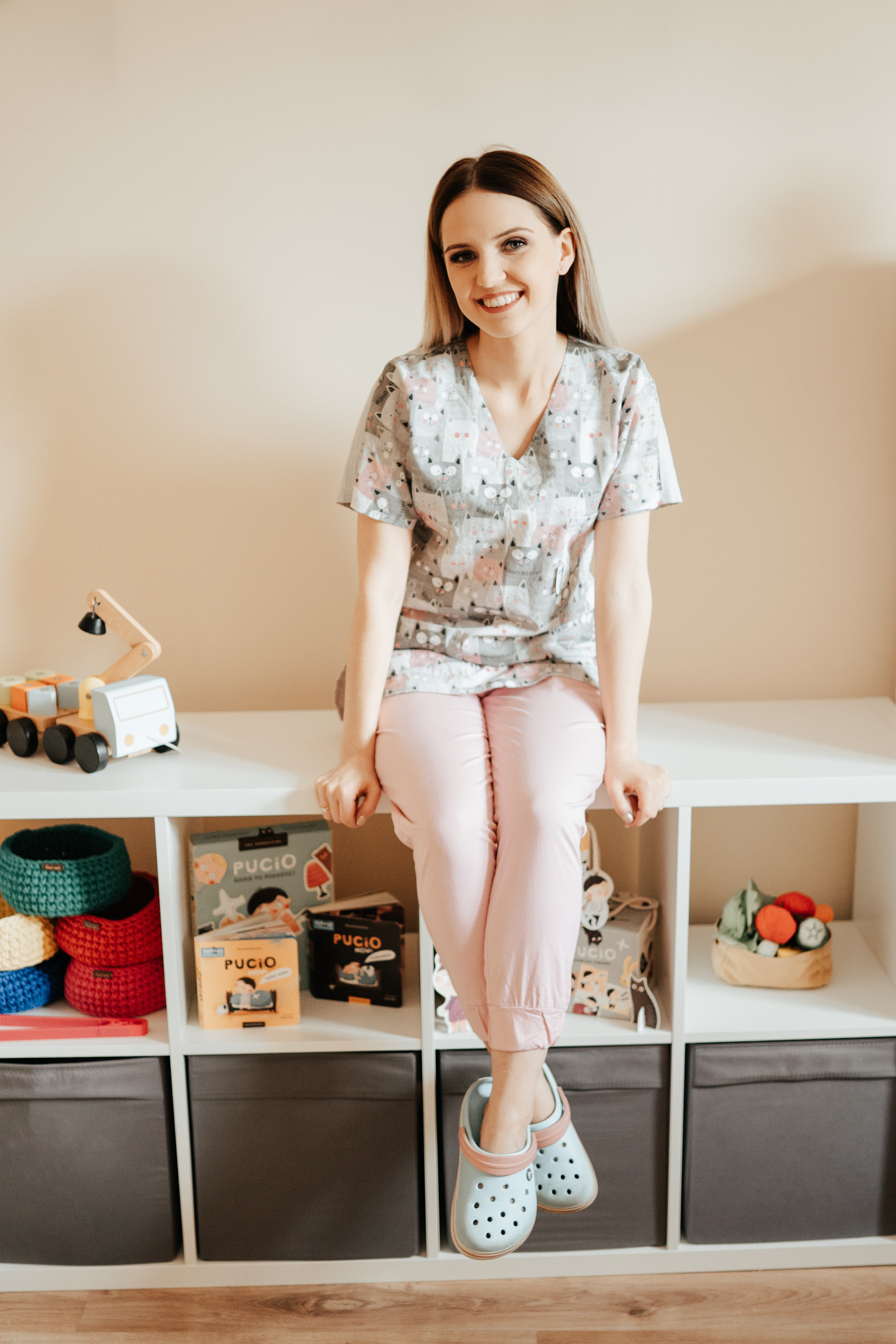 SESJA BIZNESOWA: Logopeda na dywanie. Karkowskafoto - fotografia miłości