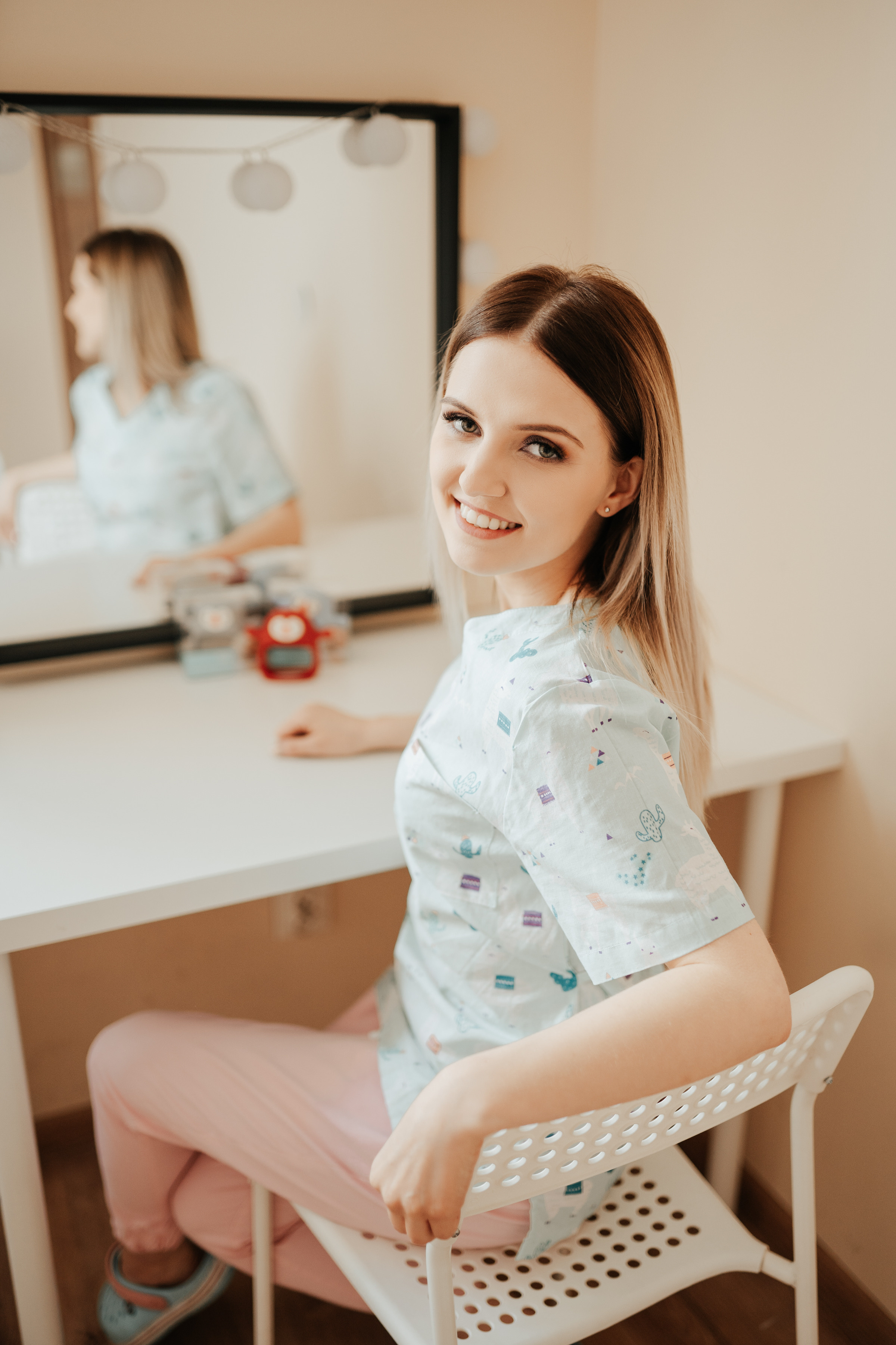 SESJA BIZNESOWA: Logopeda na dywanie. Karkowskafoto - fotografia miłości