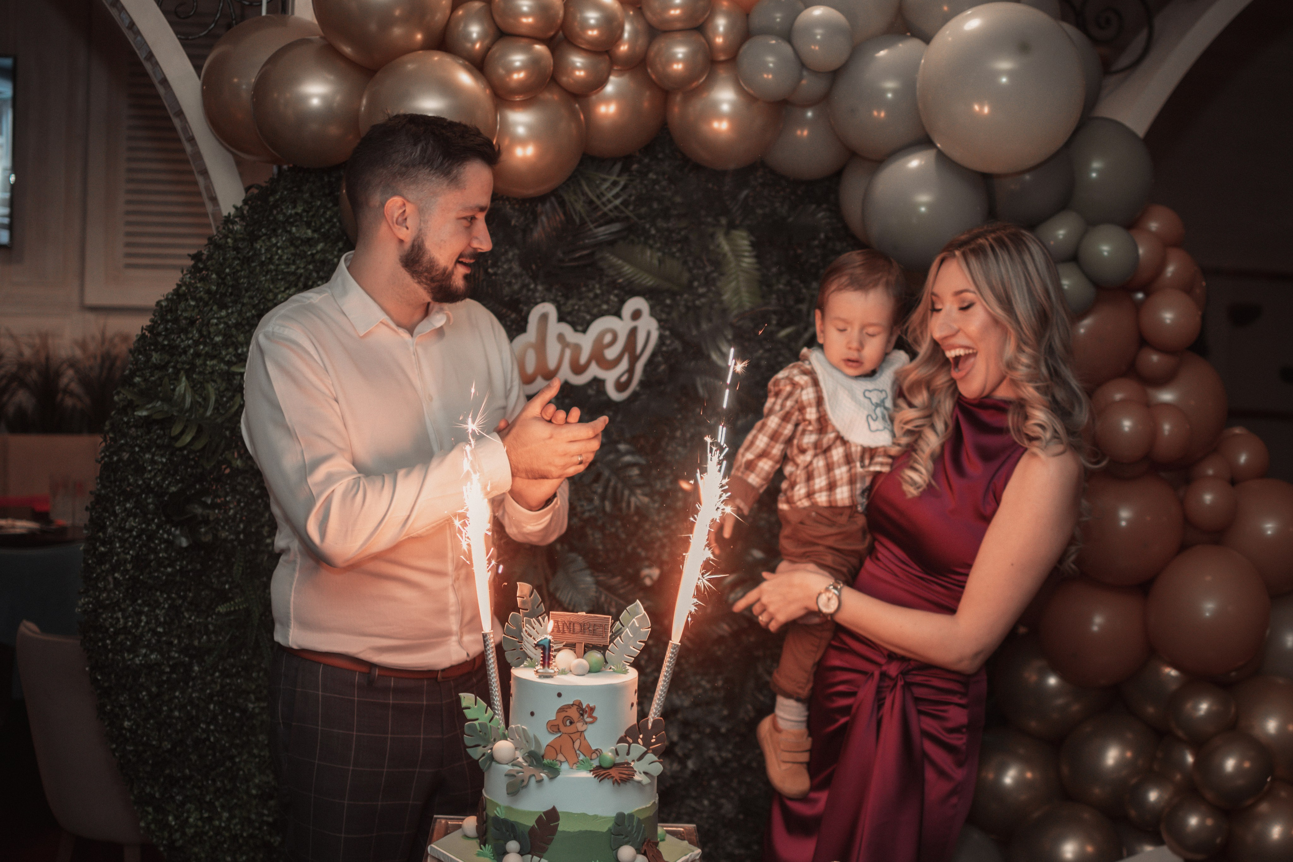 Andrej, krštenje i rođendan. BambinaaPhotography