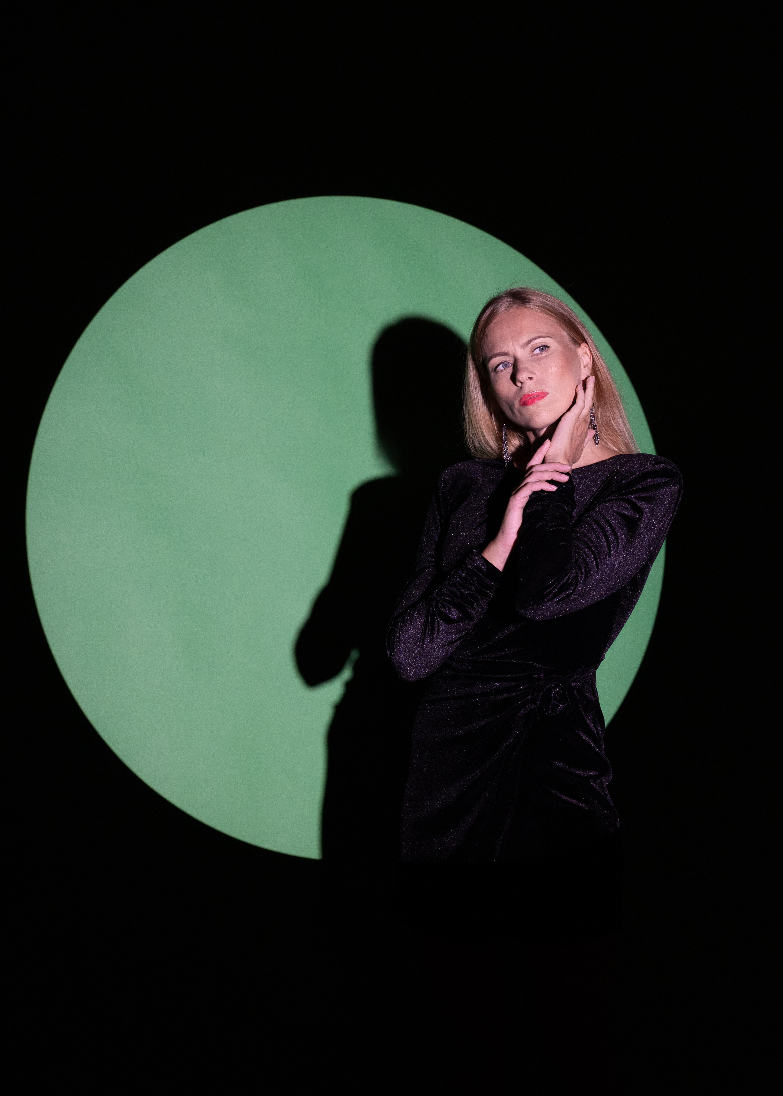 Portretu izlase. Sajūtu un mirkļu fotogrāfs no Rīgas, Mārtiņš Babris