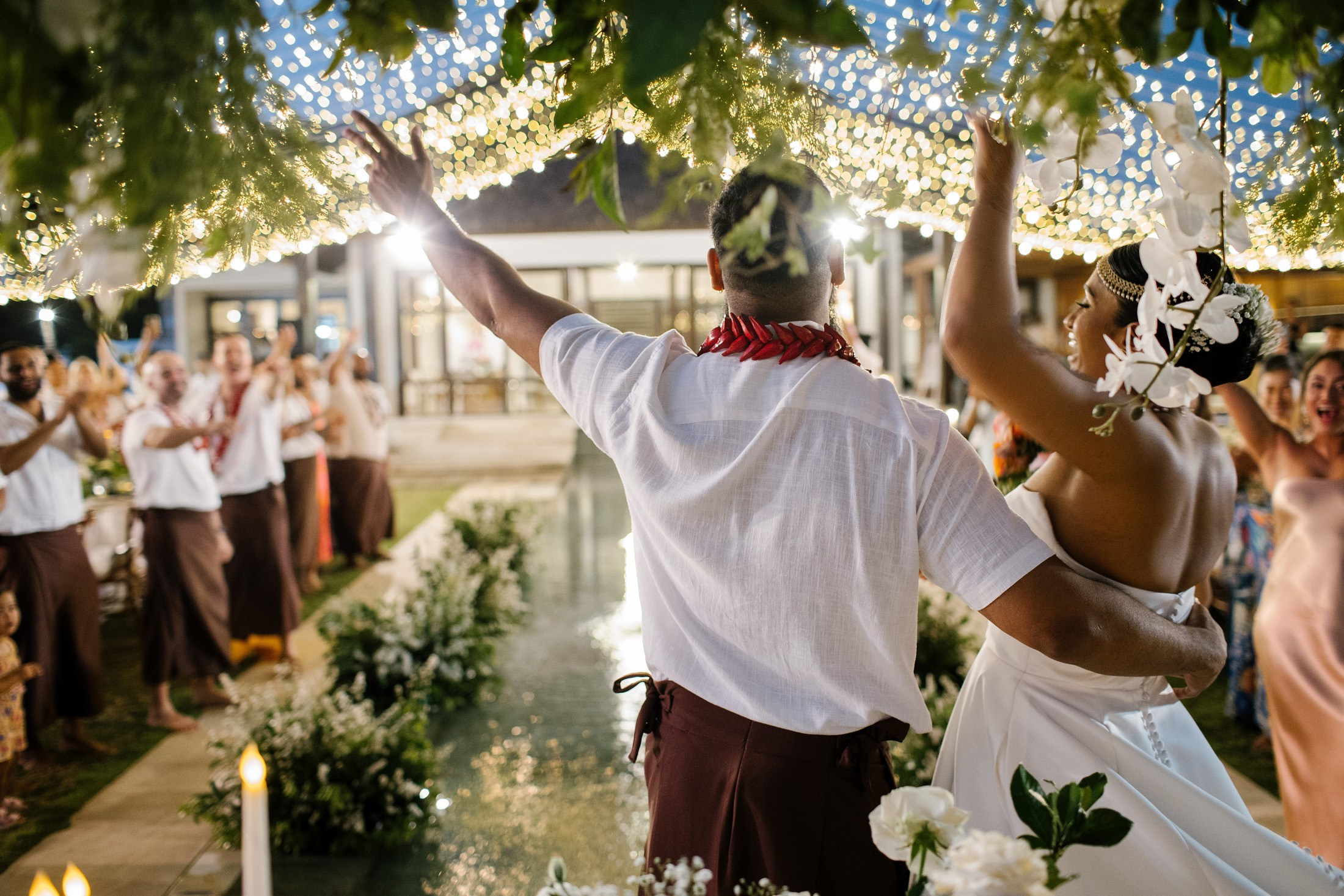 Big funny wedding with guests in paradise Bali island. Get.it.feel — Aesthetic Photography and Videography