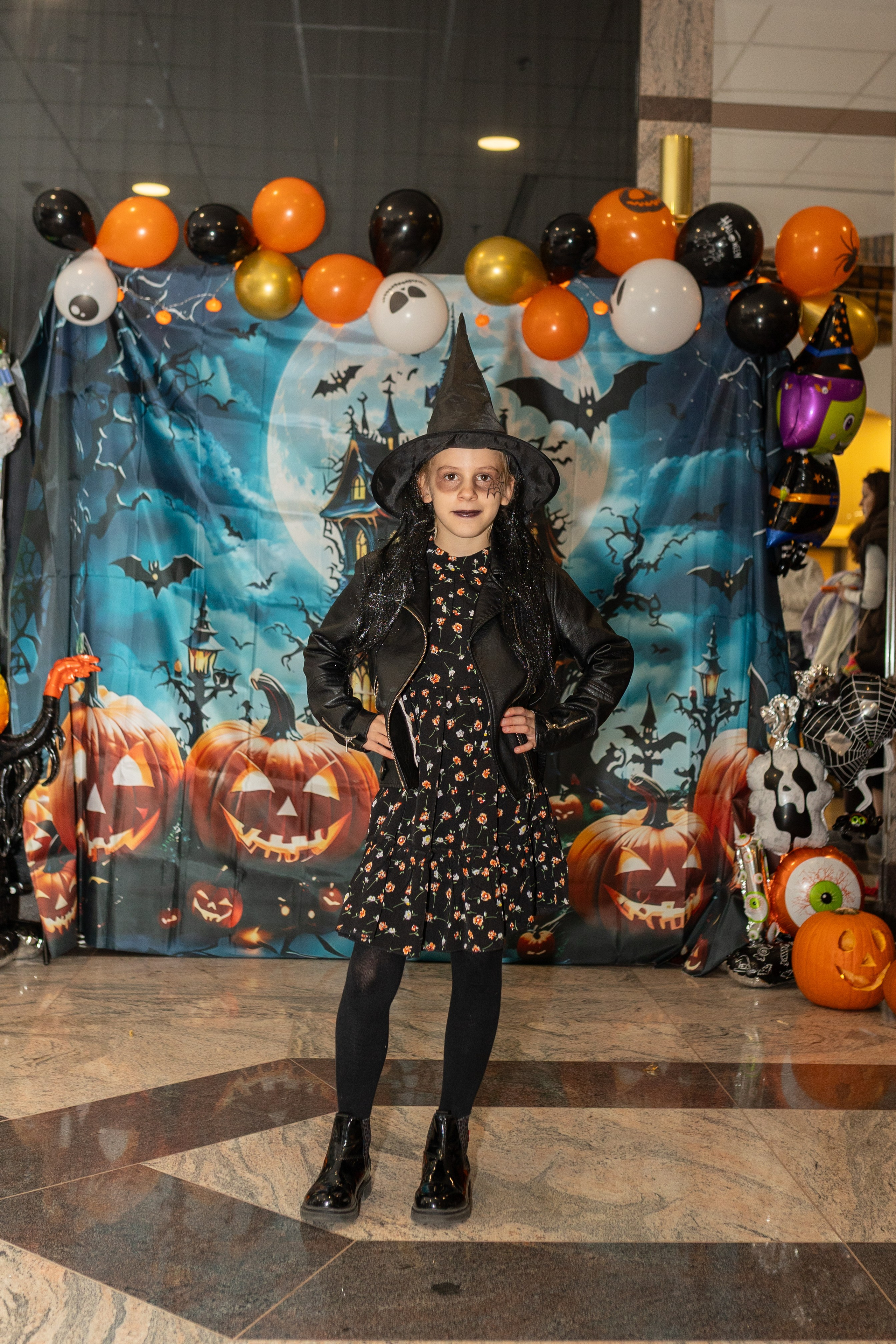 Leo dance studio Helloween 2025. Семейный и детский фотограф в Варшаве Мила Бобровская