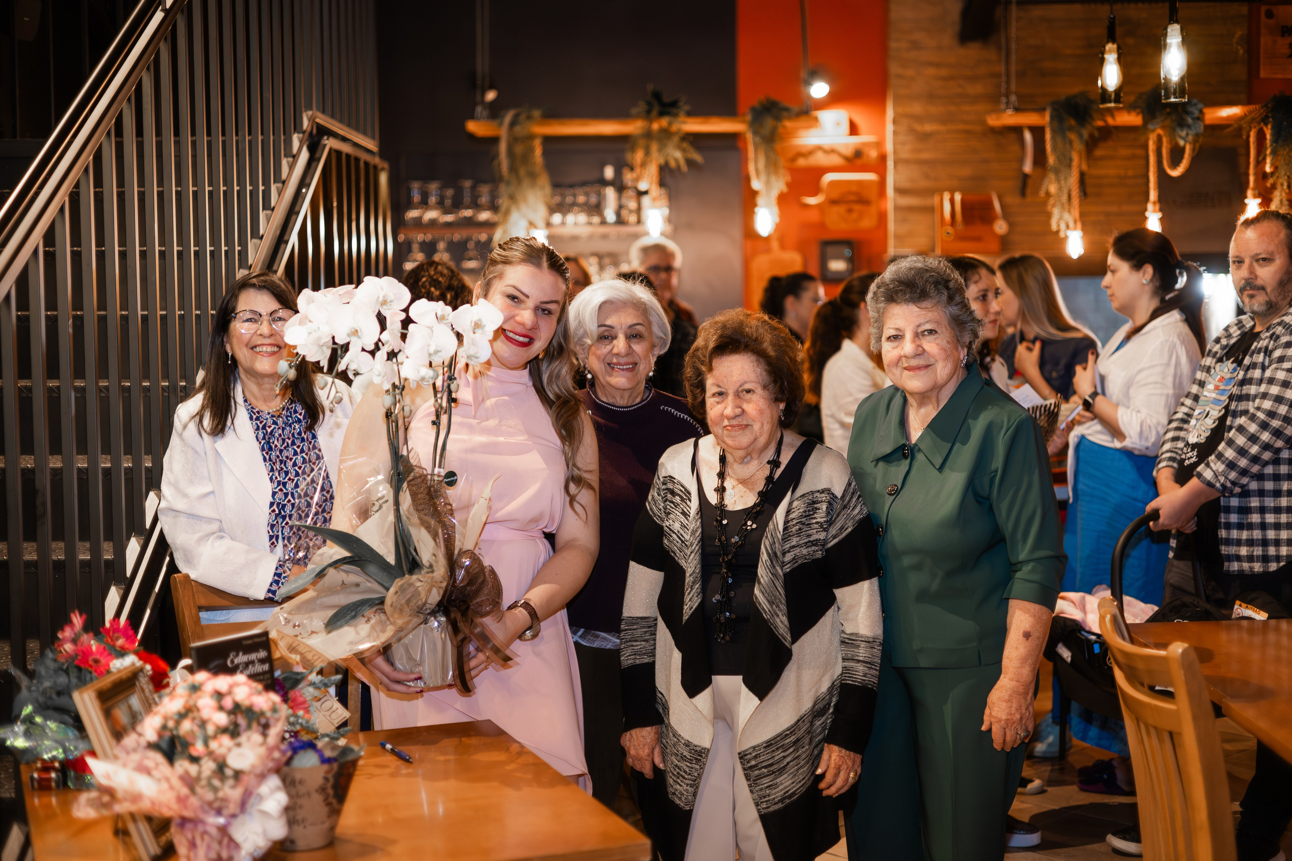 Lançamento de Livro Vivi Princival