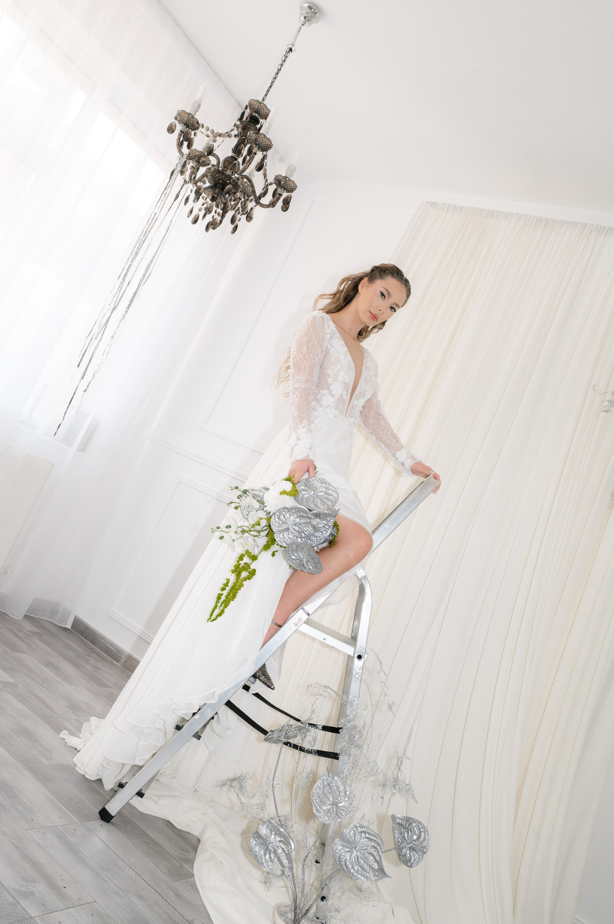 Bride with a concept silver Chrome. Alexandra Hanu Photographer