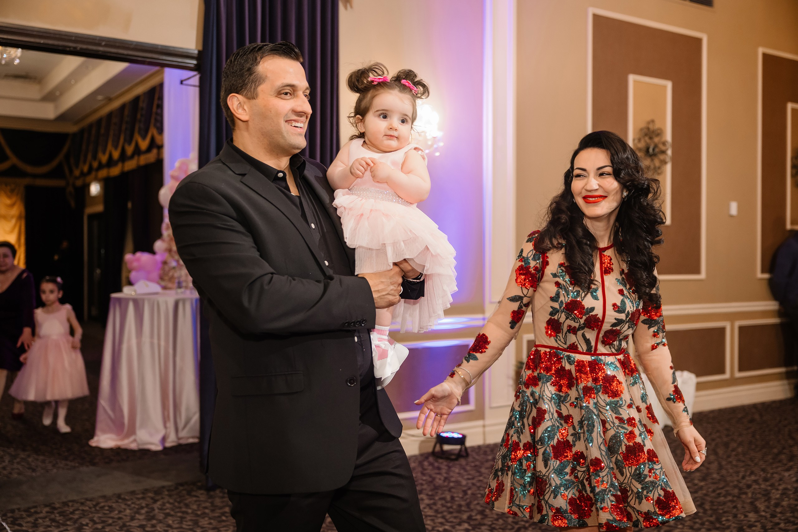 04.13.2025 First birthday. Wedding family event photographer in Chicago Nick Yushevich