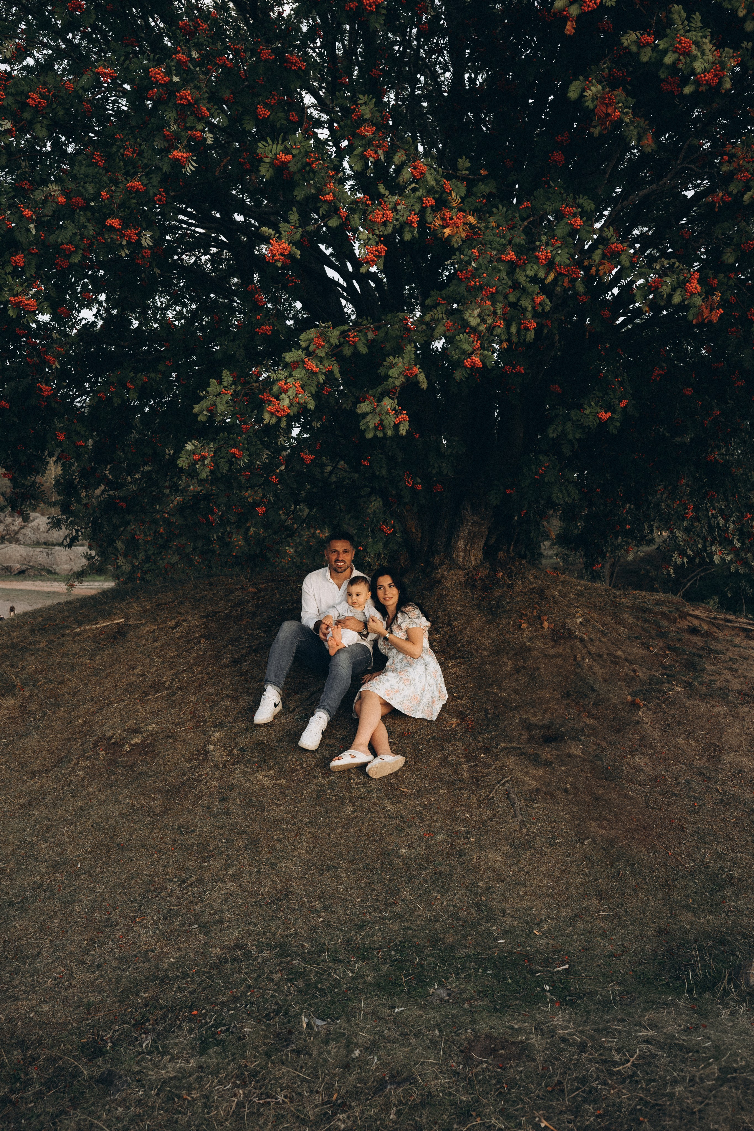 Summer. Wedding and potrait photographer in Helsinki Vickan O