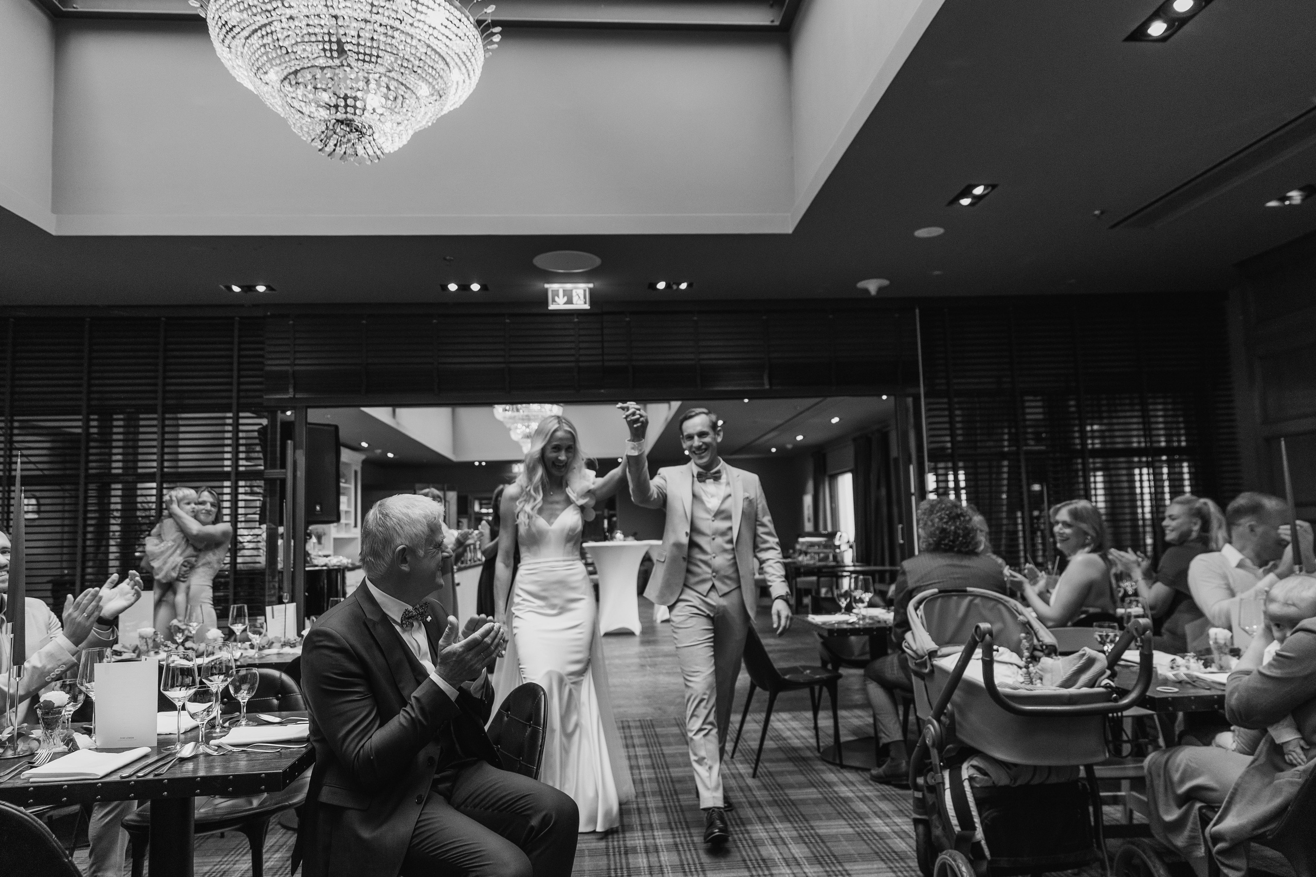 Svetlana and Yann. Hochzeitsgeschichten – Professionelle Hochzeitsfotografie & Videografie in Deutschland, Italien, Spanien und ganz Europa