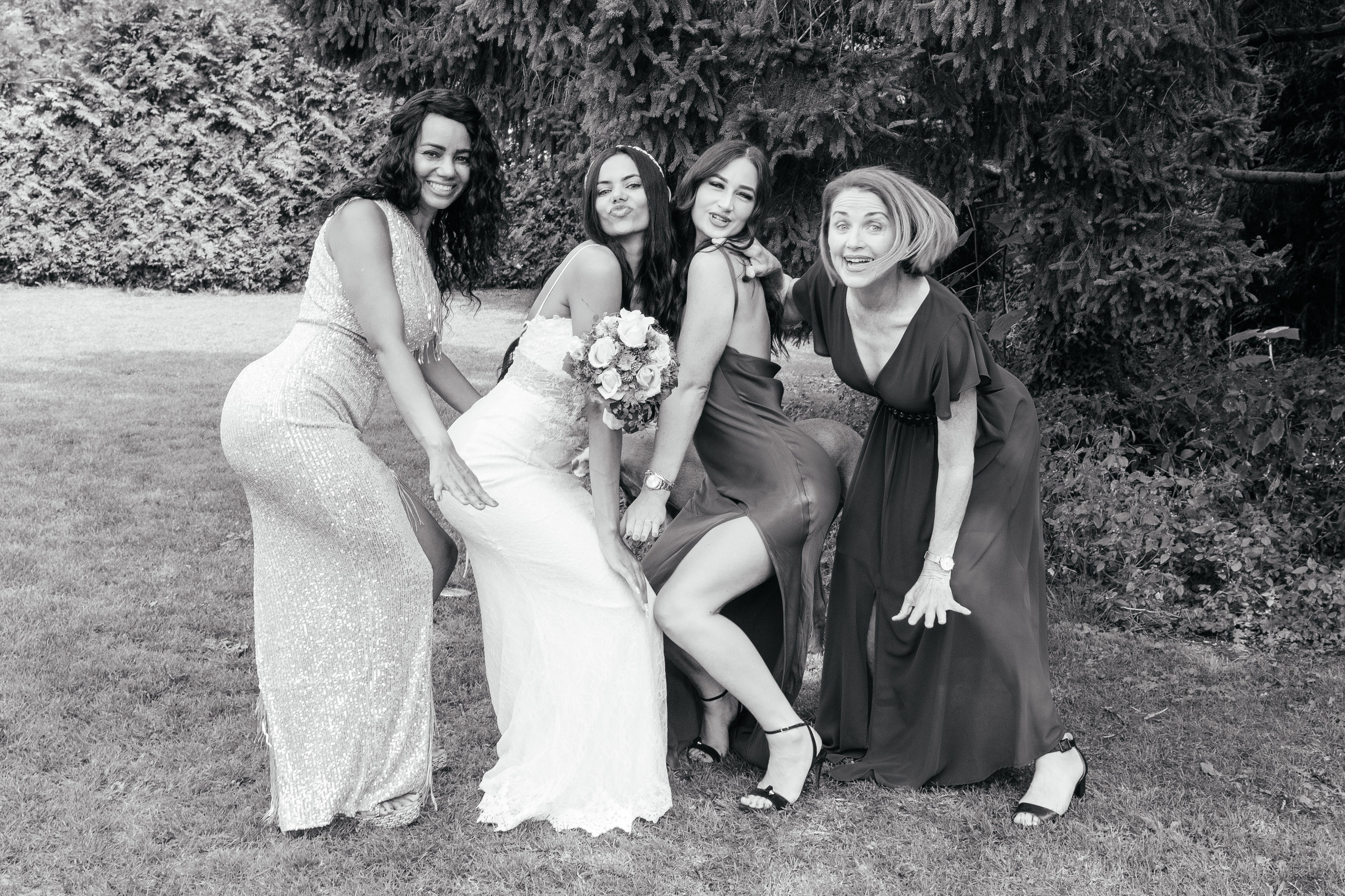 KAIANE & BENJAMIN Meilen, Switzerland. I am Elena Altendorfer. Wedding photographer in Zurich and Switzerland