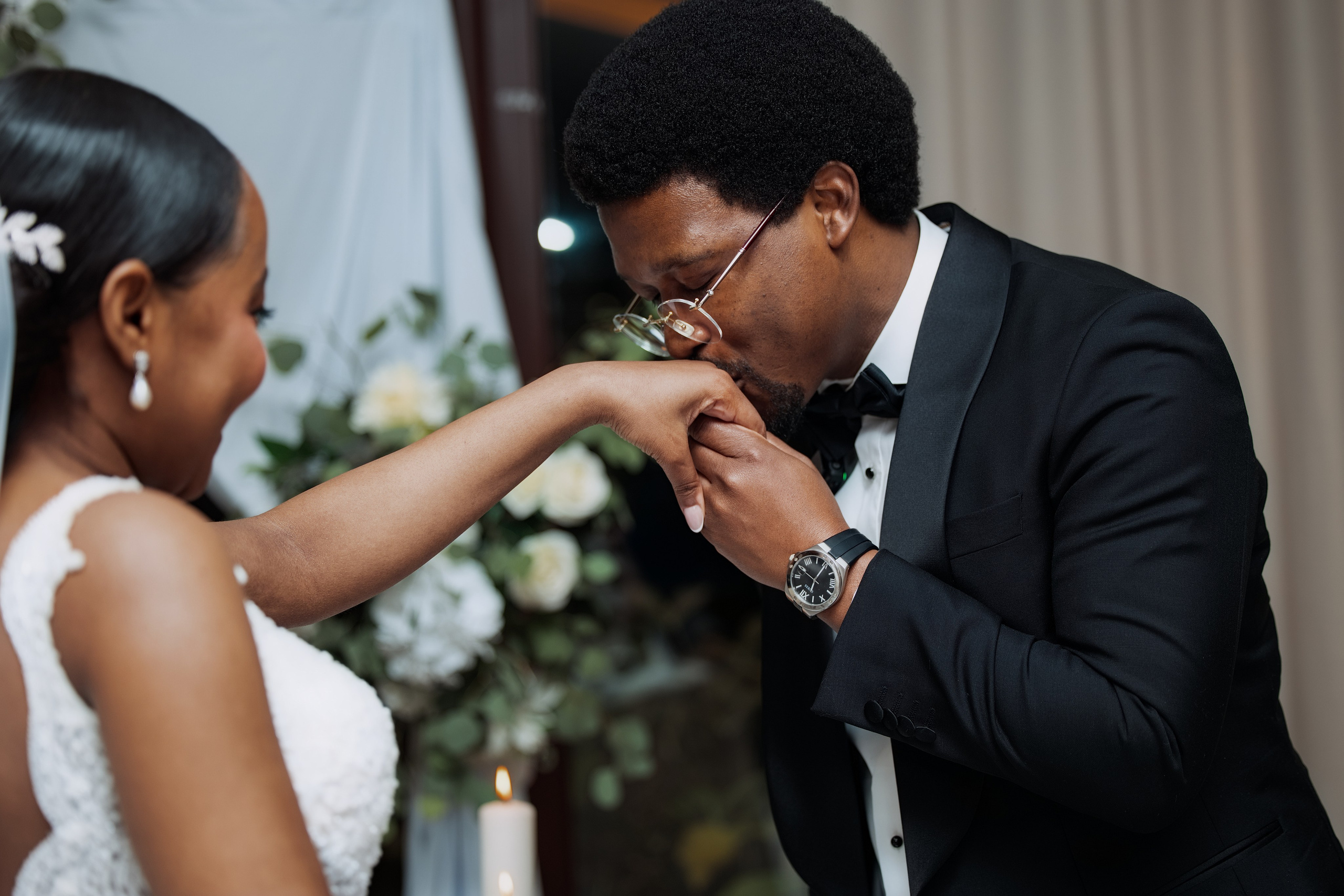 Nawik e Ethson. Fazemos o seu casamento ser lembrado por gerações