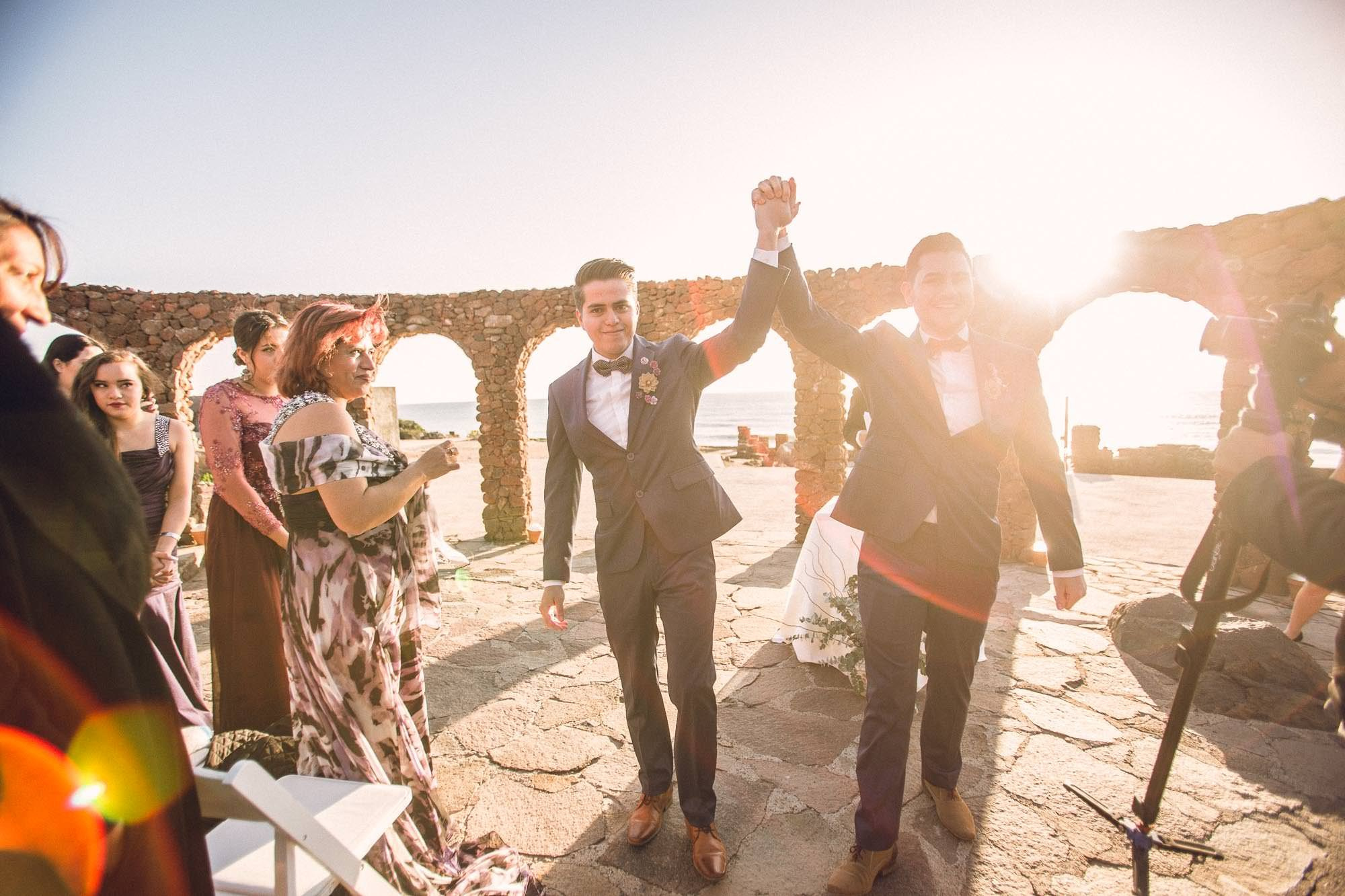 Two Grooms Valle de Guadalupe. Estudio de fotografia en Tijuana