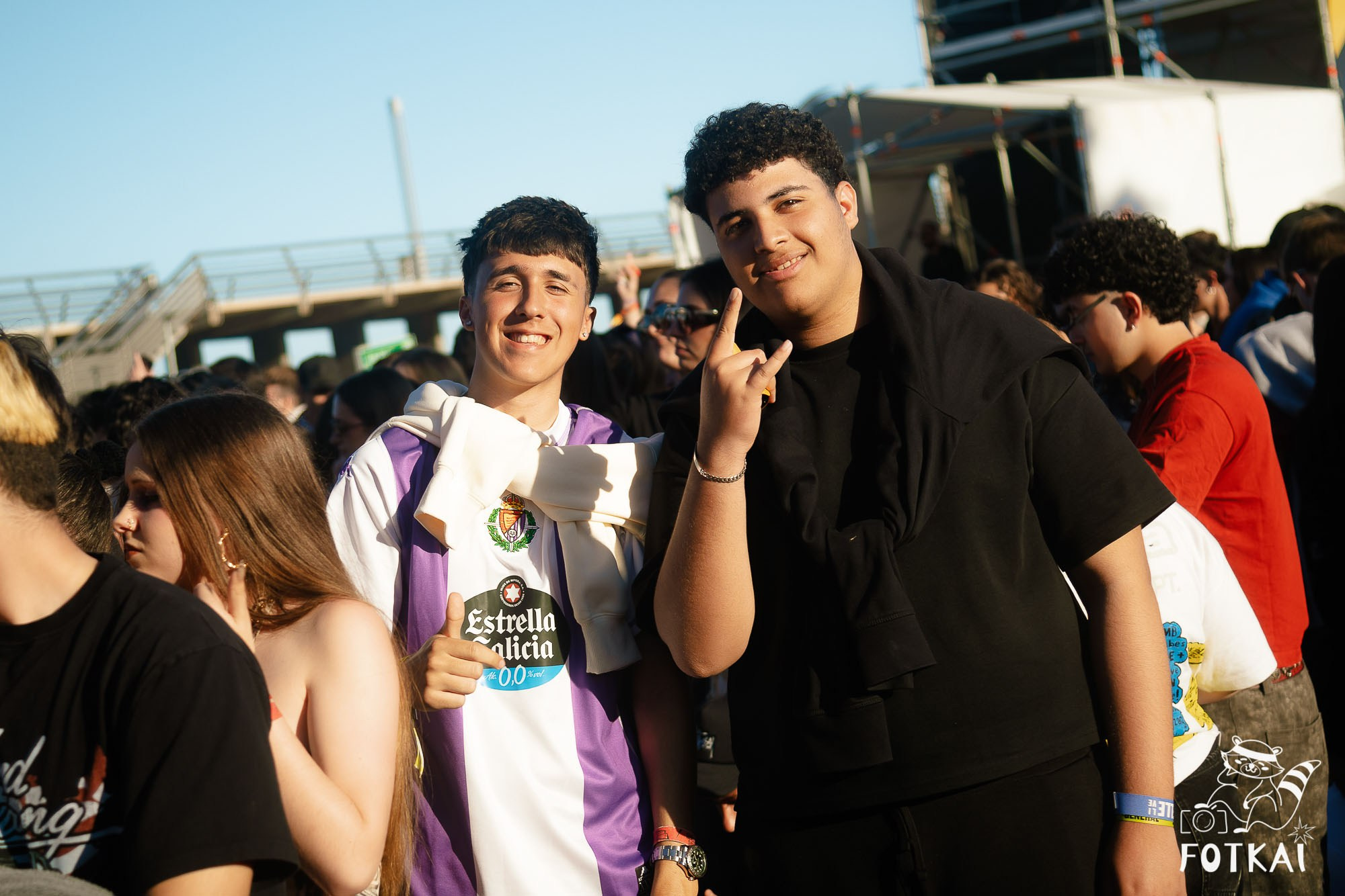 Fotos Costa Sonora 2026 Alicante Día 2 — busca tu foto y encuentra amigos del festival | FOTKAI