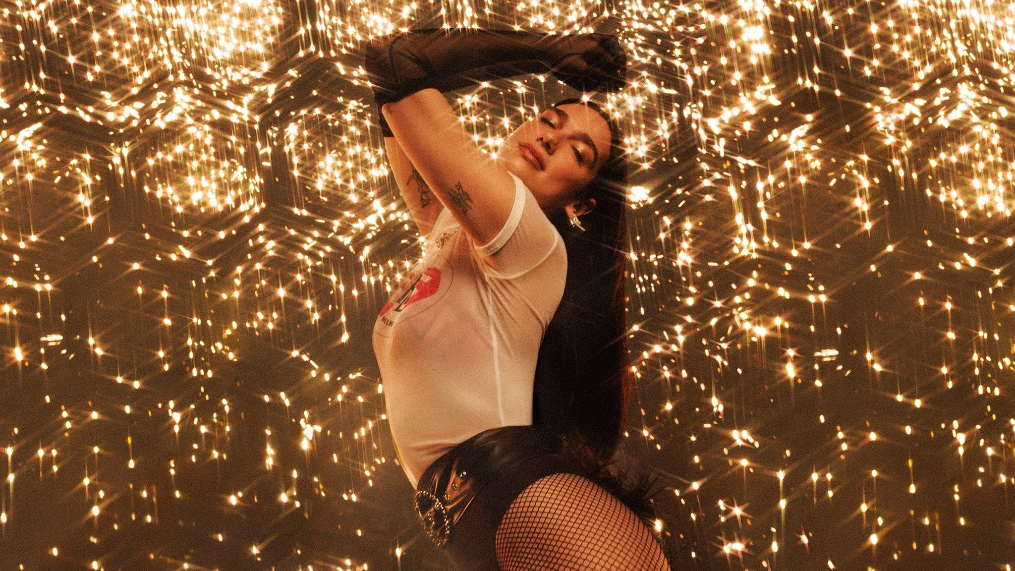 Dua Lipa demanda a Samsung por 15 millones de dólares por usar su imagen sin permiso | FOTKAI