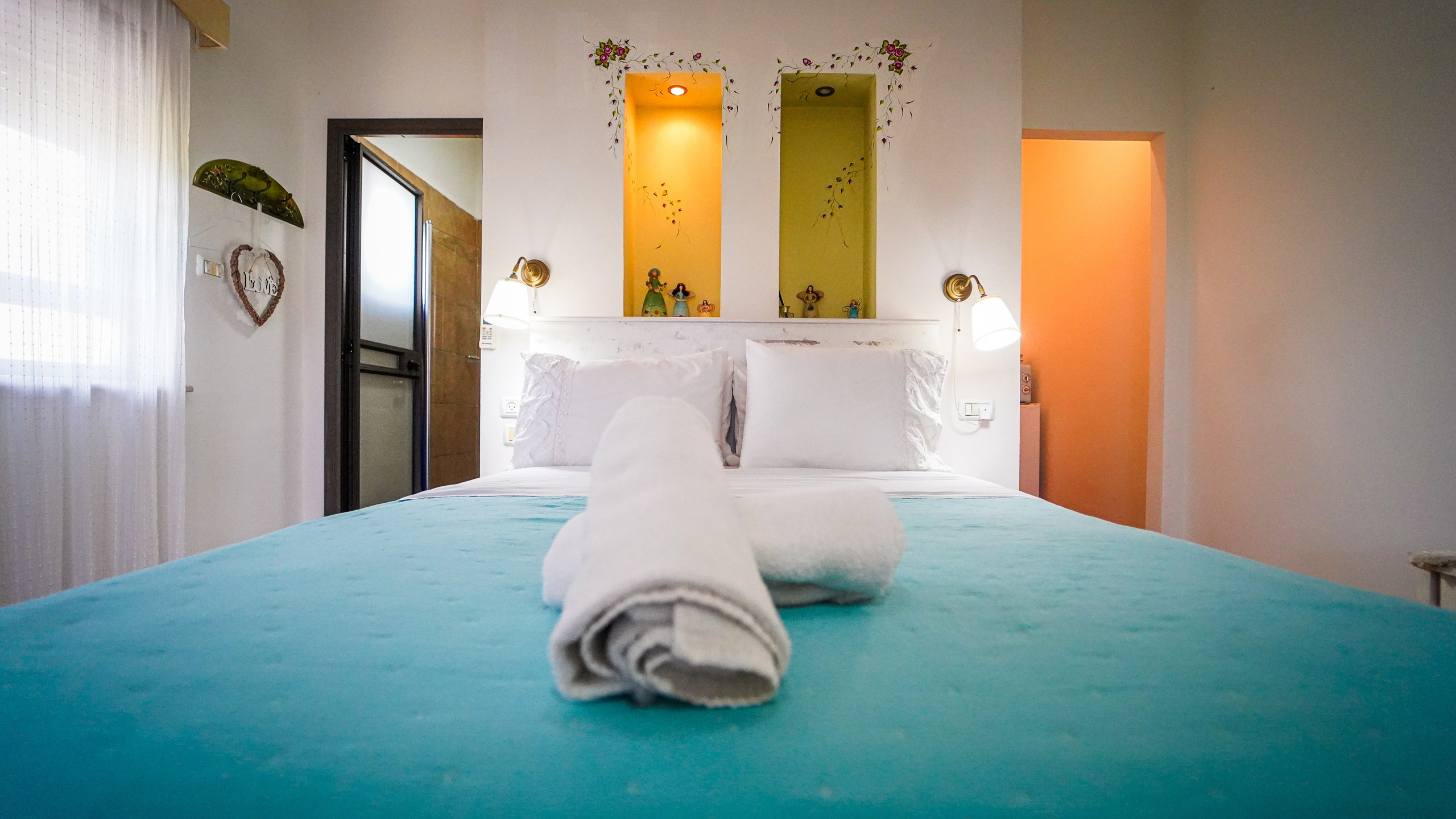 נדל"ן ובתים. יותם שחר צילום ועריכה